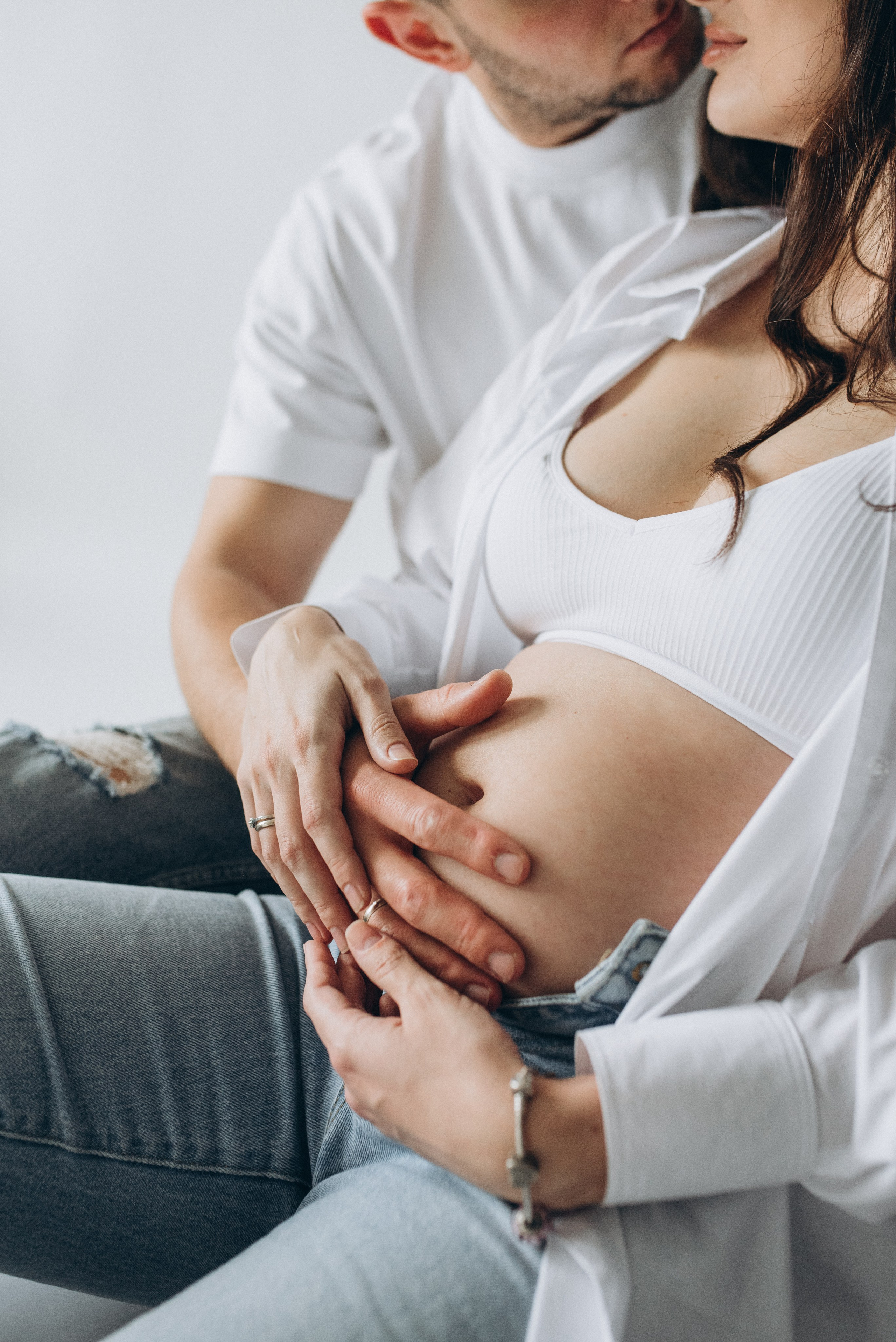 Alyona & Artur: Pregnancy. Family photographer in Israel | Alesya Superfin