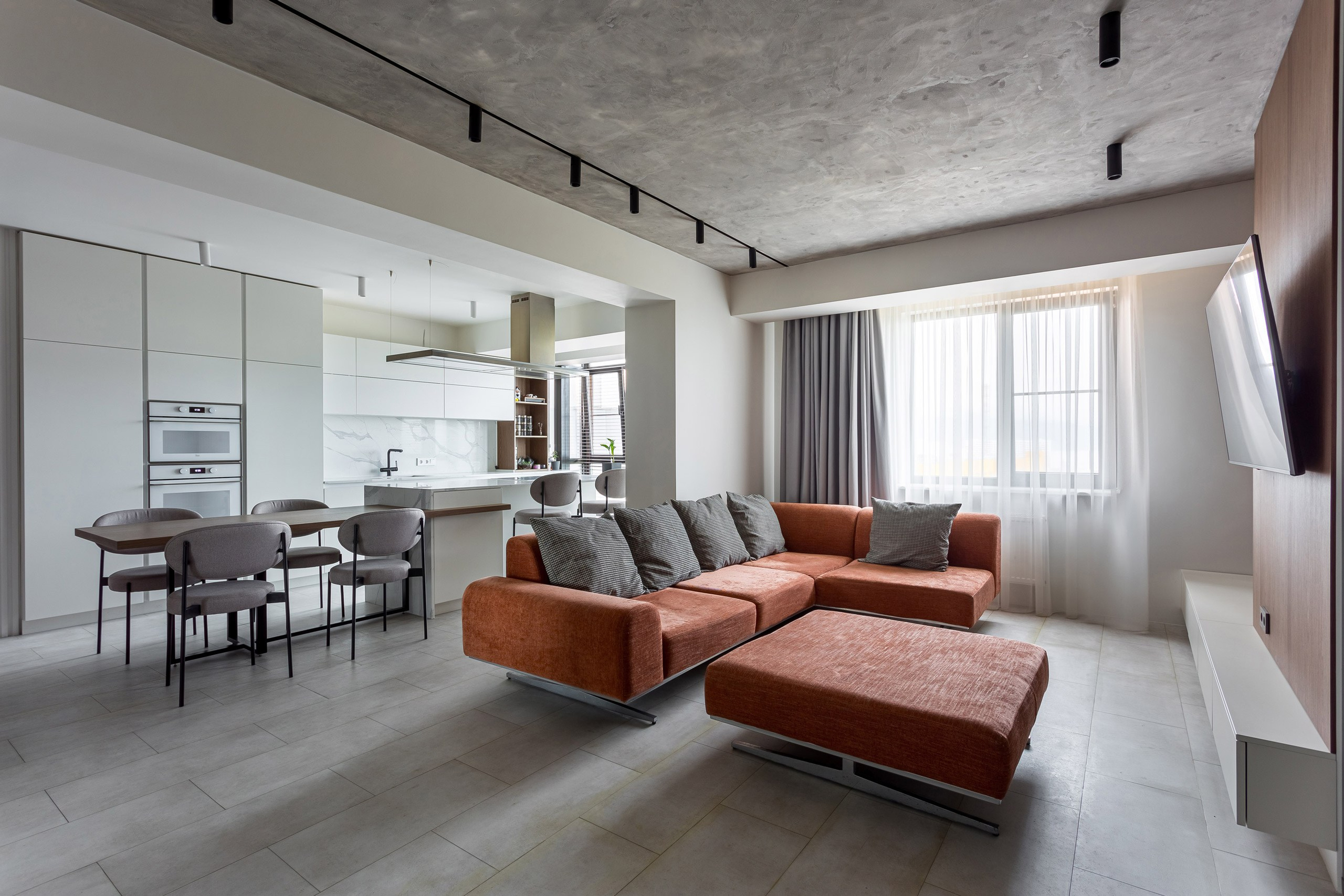 Photography with designers. Interior photographer Vitalii in Portland and Vancouver