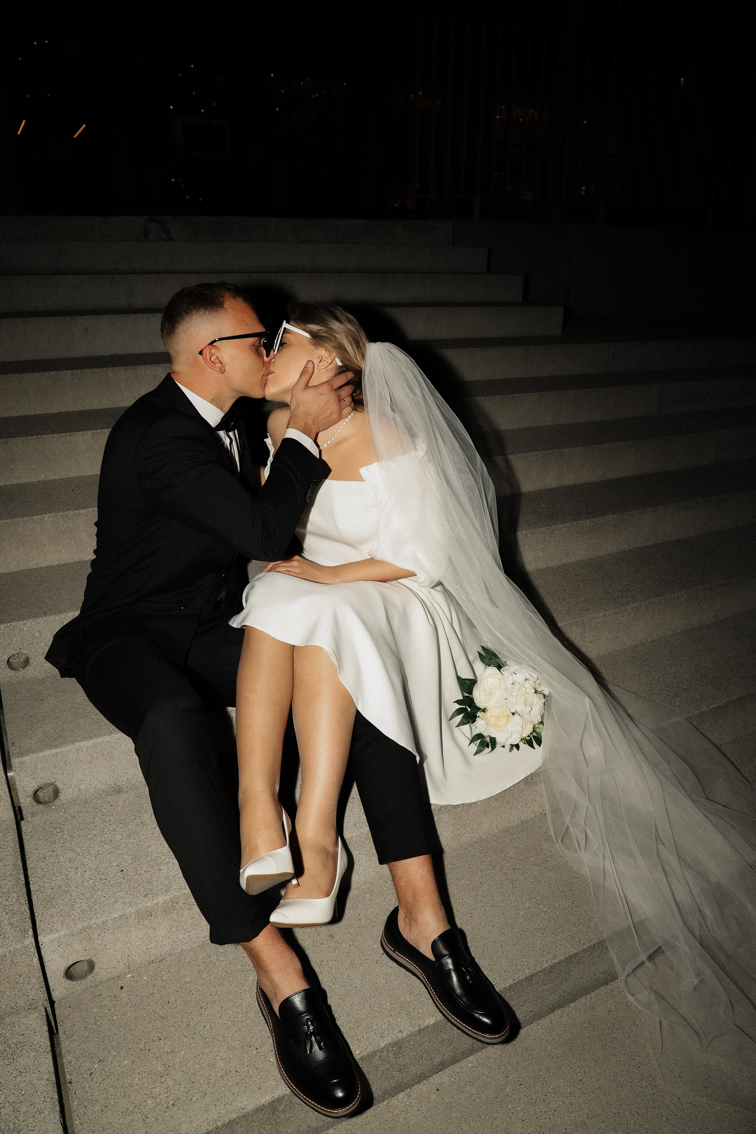 М. + Л.  Роспись в МФЦ, прогулка по ночной Москве. Семейный и lovestory фотограф в Москве Светлана Коняхина