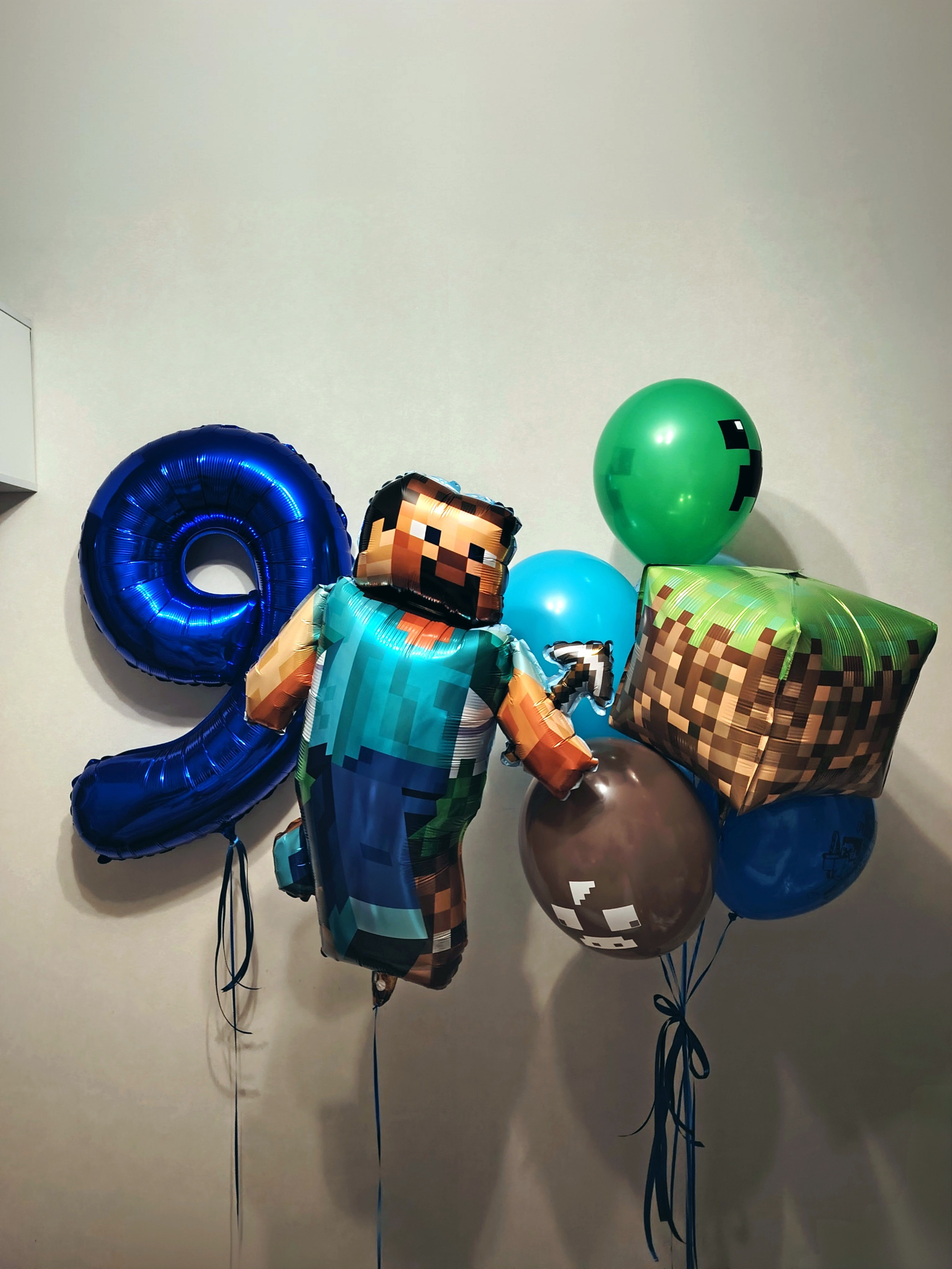 Мальчику на день рождения с 4 -17 лет. Аэродизайнер Елена Лин