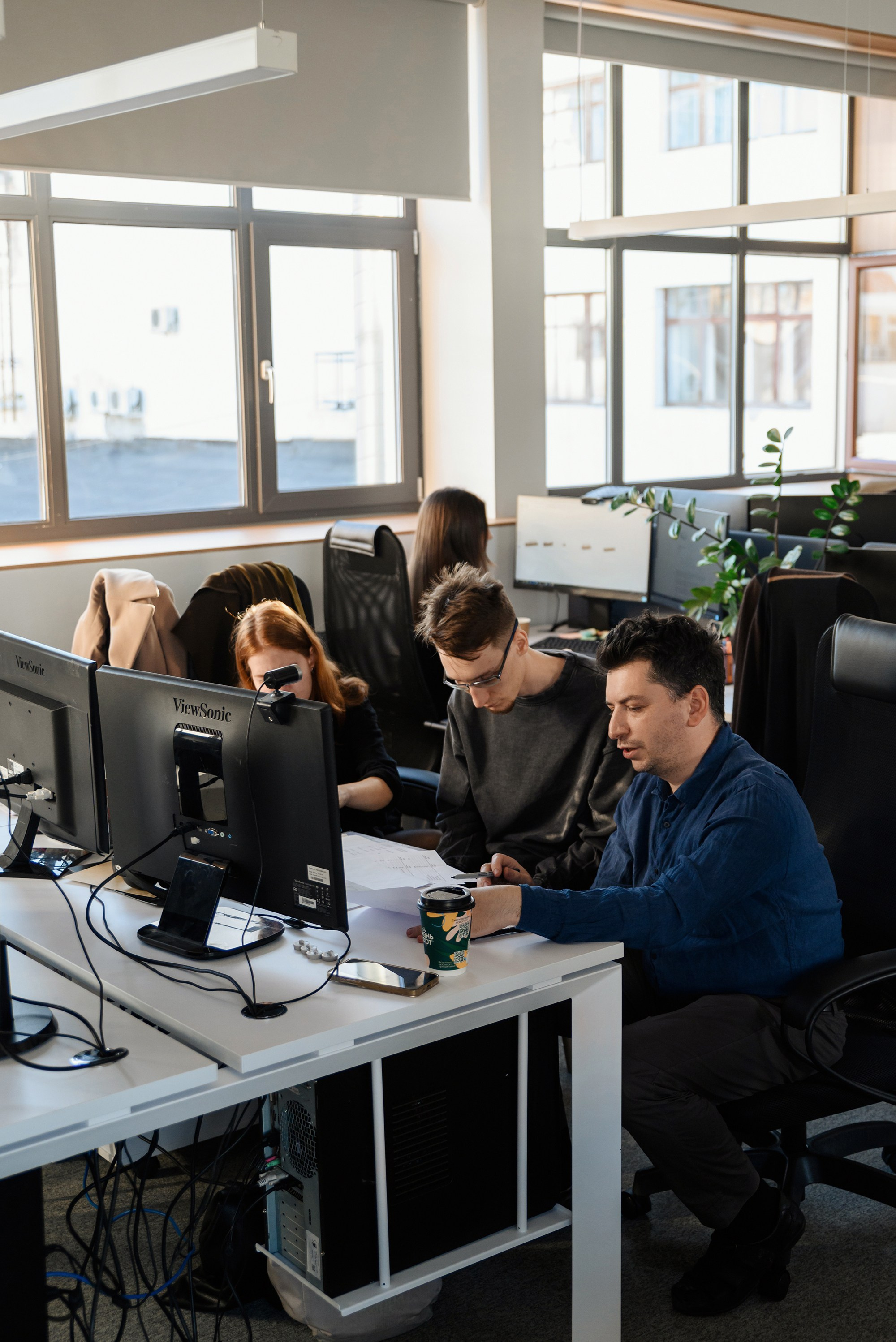 Репортажная сьёмка для R1.Lab Открытие нового офиса!. Константин Солодянкин — свадебный и репортажный фотограф в Екатеринбурге и Верхней Пышме