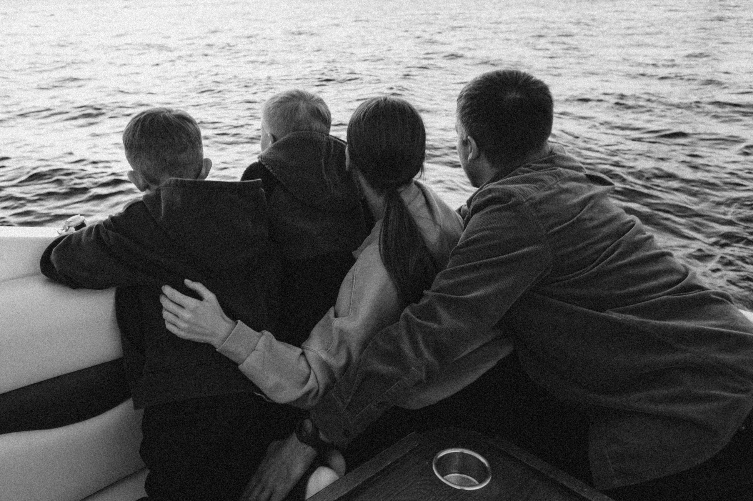 Семейная фотосессия на катере в Санкт-Петербурге. Свадебный и семейный фотограф в Санкт-Петербурге Татьяна Пастухова