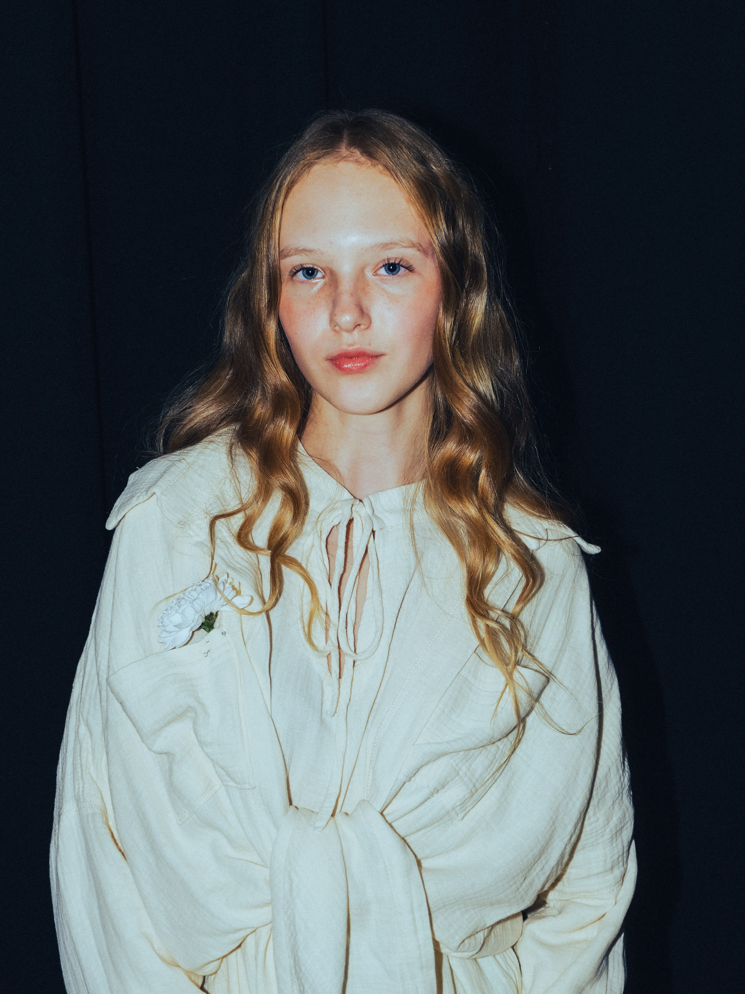 Бэкстейдж показ. Фэшн фотограф Арина Эльюс в Новосибирске