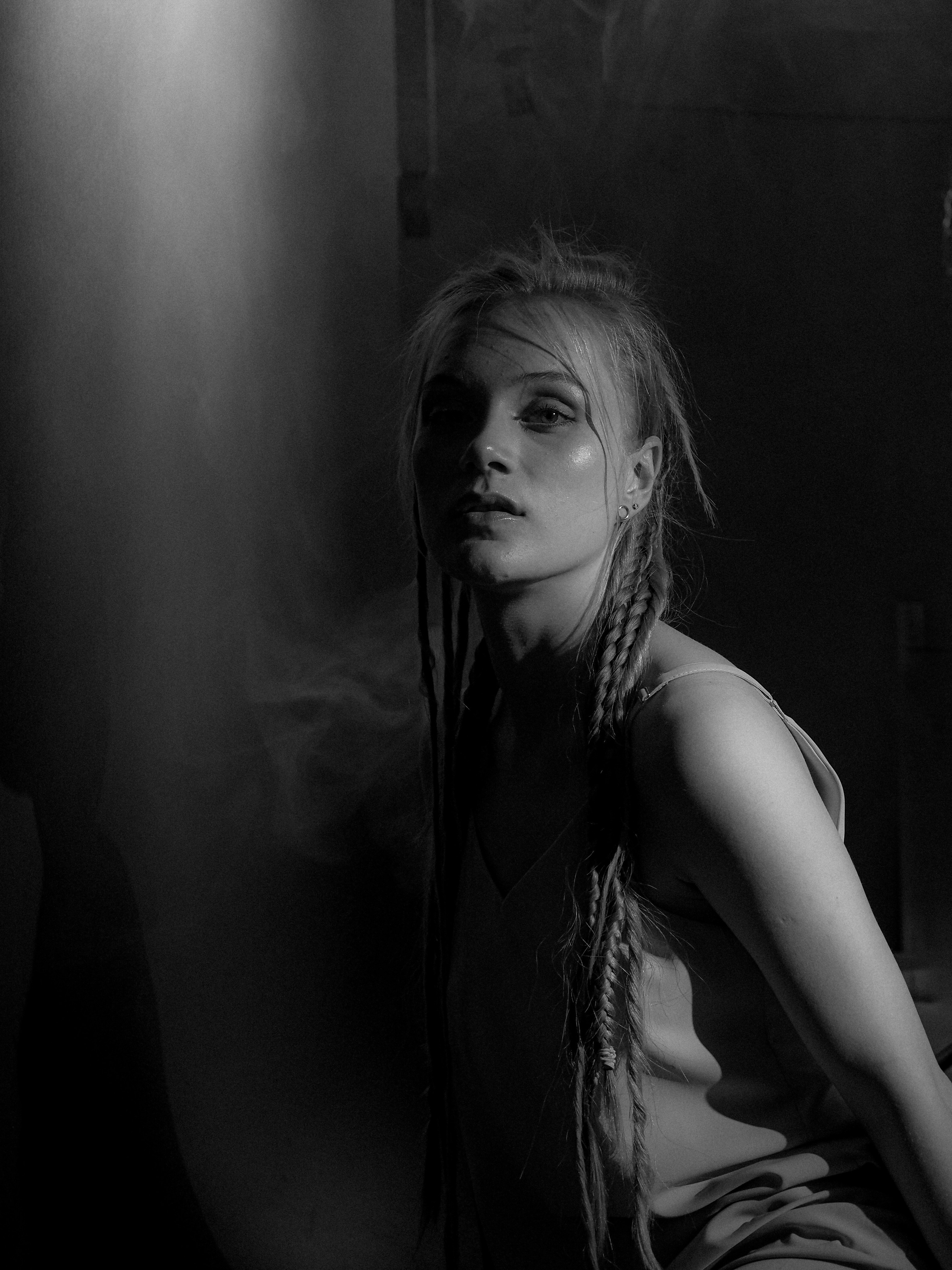 Студийный свет — дым. Фотограф Рязань. Семейный Свадебный фотограф