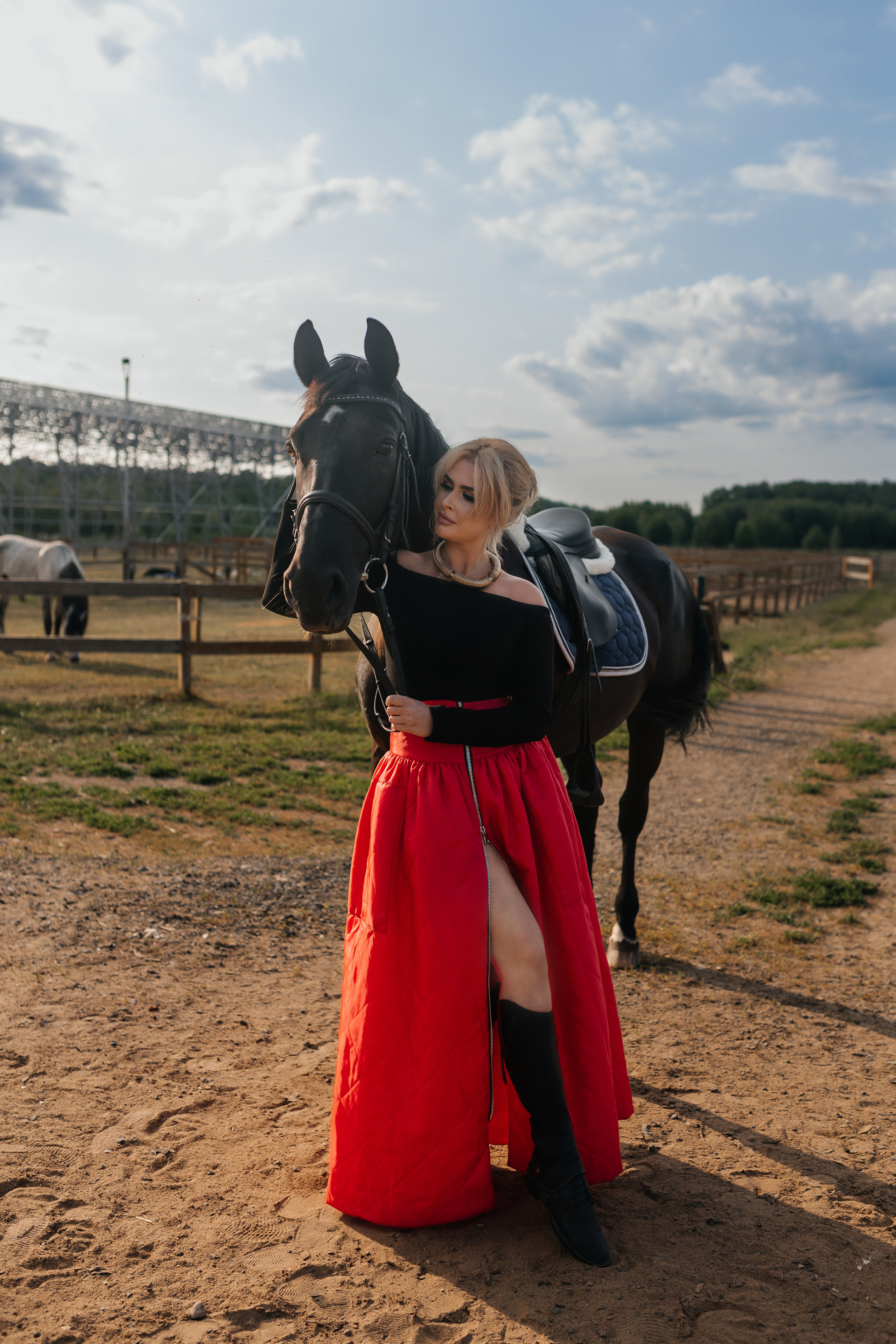 Анна, съёмка с конем. Фотограф Наталия Федосова, г. Москва. TG и Instagram @nataliya_raw