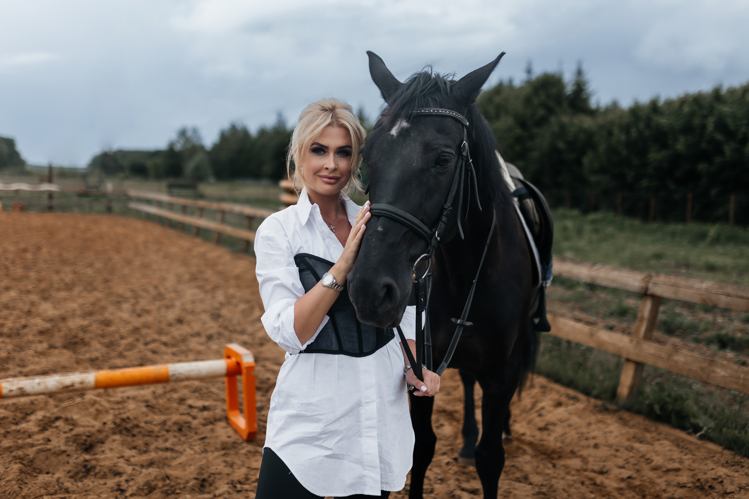 Анна, съёмка с конем. Фотограф Наталия Федосова, г. Москва. TG и Instagram @nataliya_raw