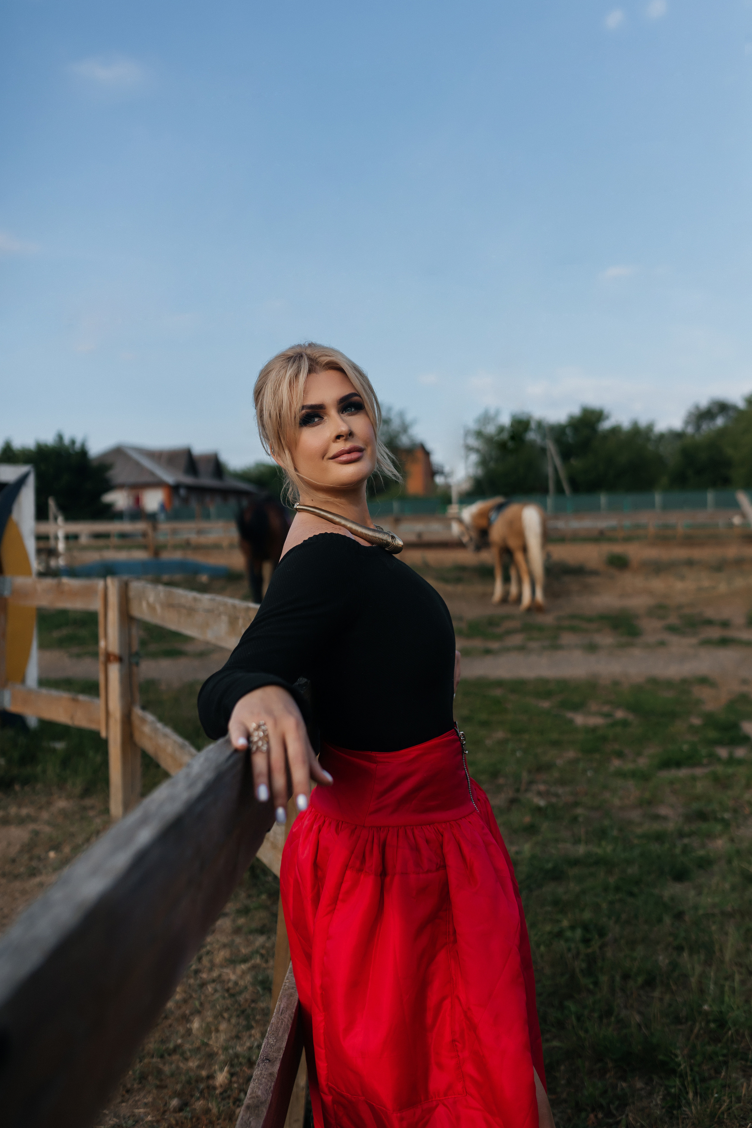 Анна, съёмка с конем. Фотограф Наталия Федосова, г. Москва. TG и Instagram @nataliya_raw