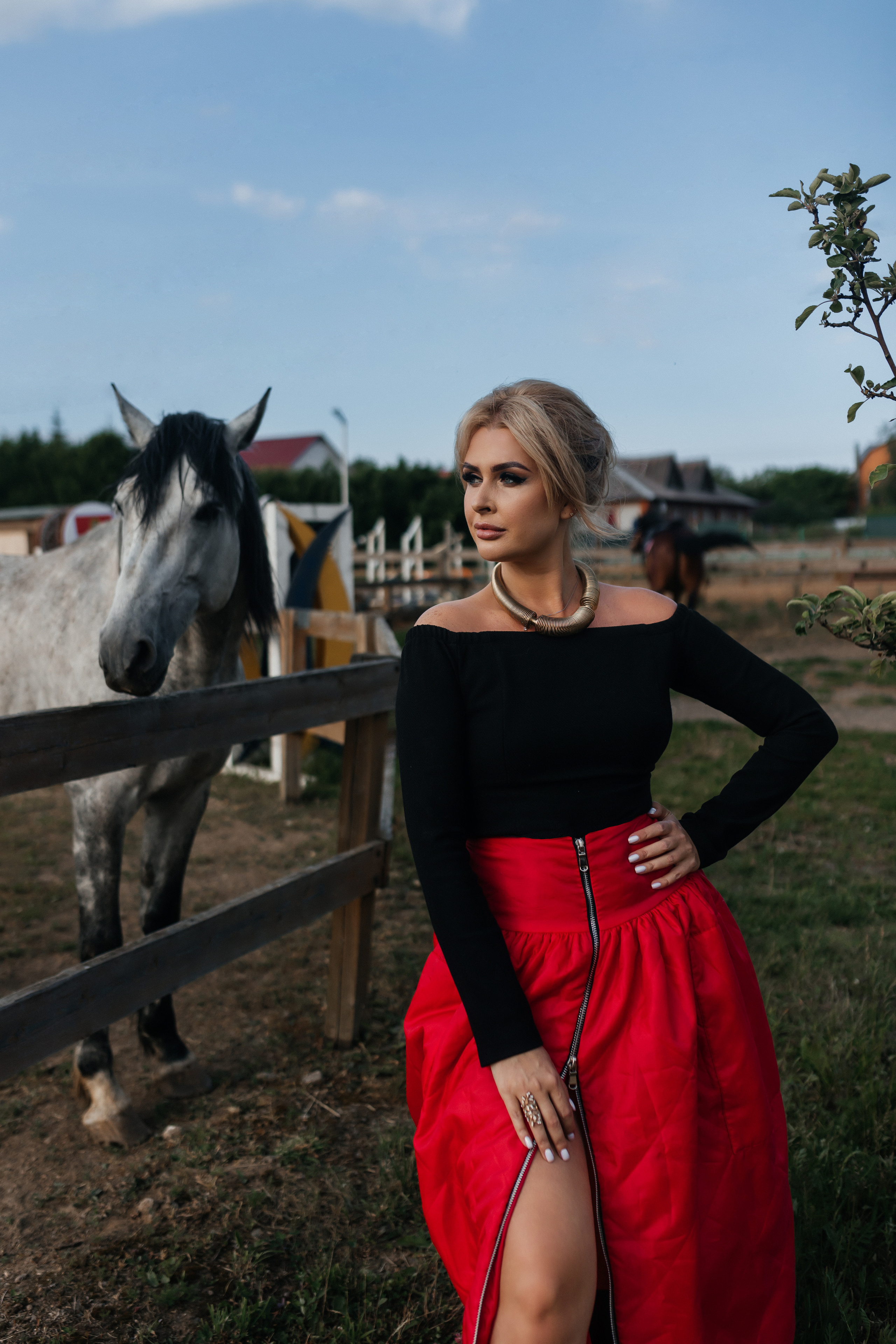 Анна, съёмка с конем. Фотограф Наталия Федосова, г. Москва. TG и Instagram @nataliya_raw