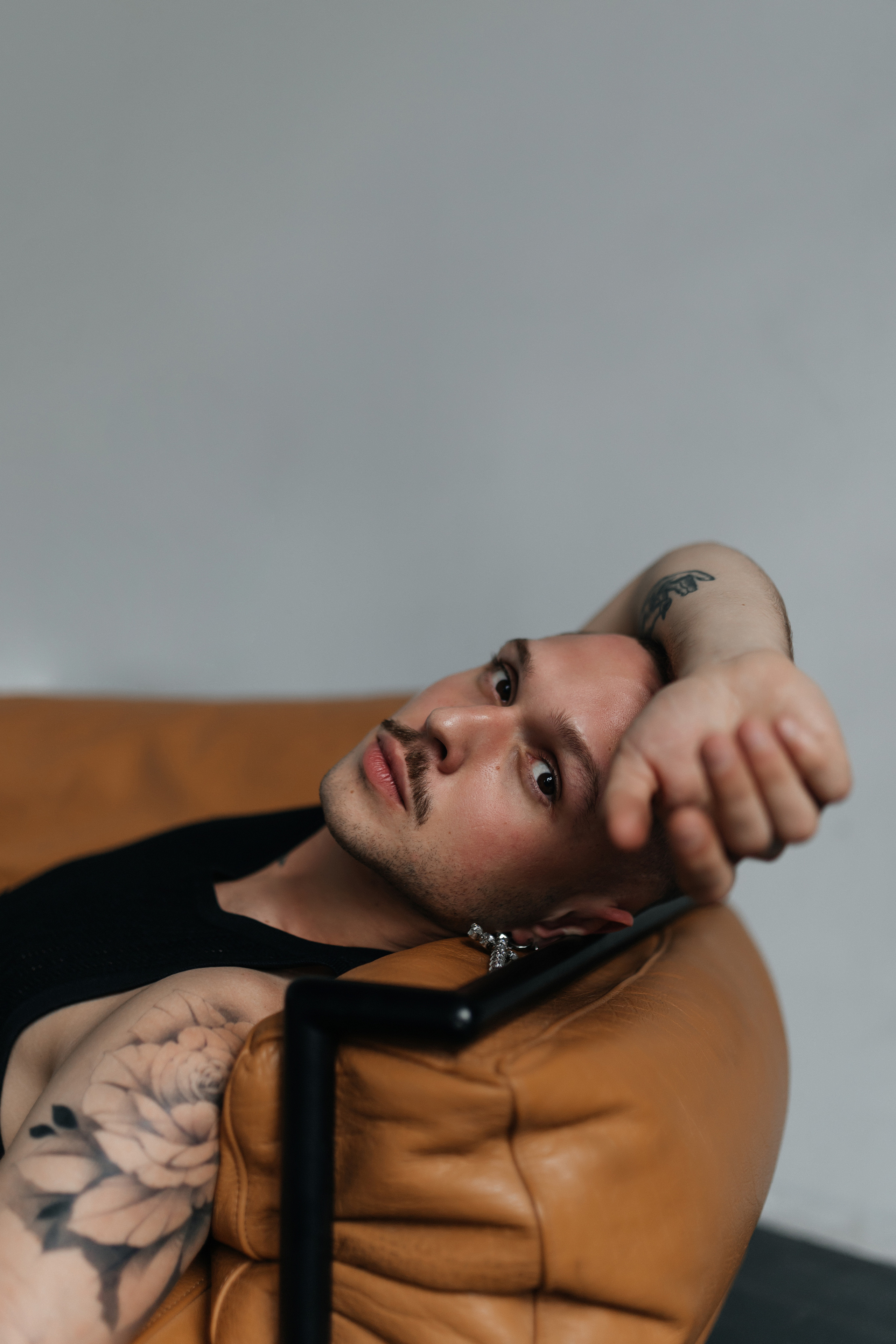 Артемий, съёмка в студии. Фотограф Наталия Федосова, г. Москва. TG и Instagram @nataliya_raw