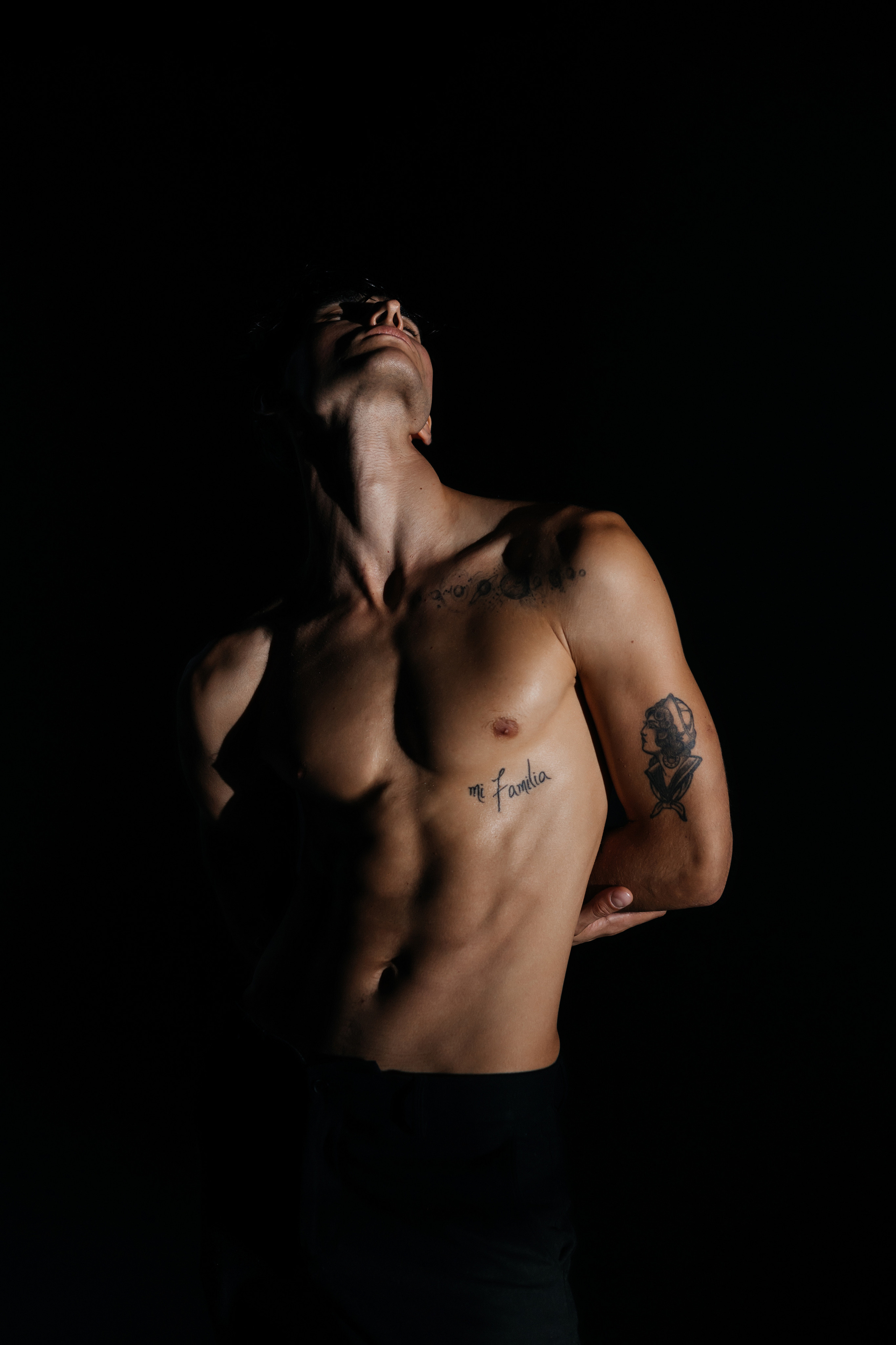 Богдан, съёмка в студии. Фотограф Наталия Федосова, г. Москва. TG и Instagram @nataliya_raw