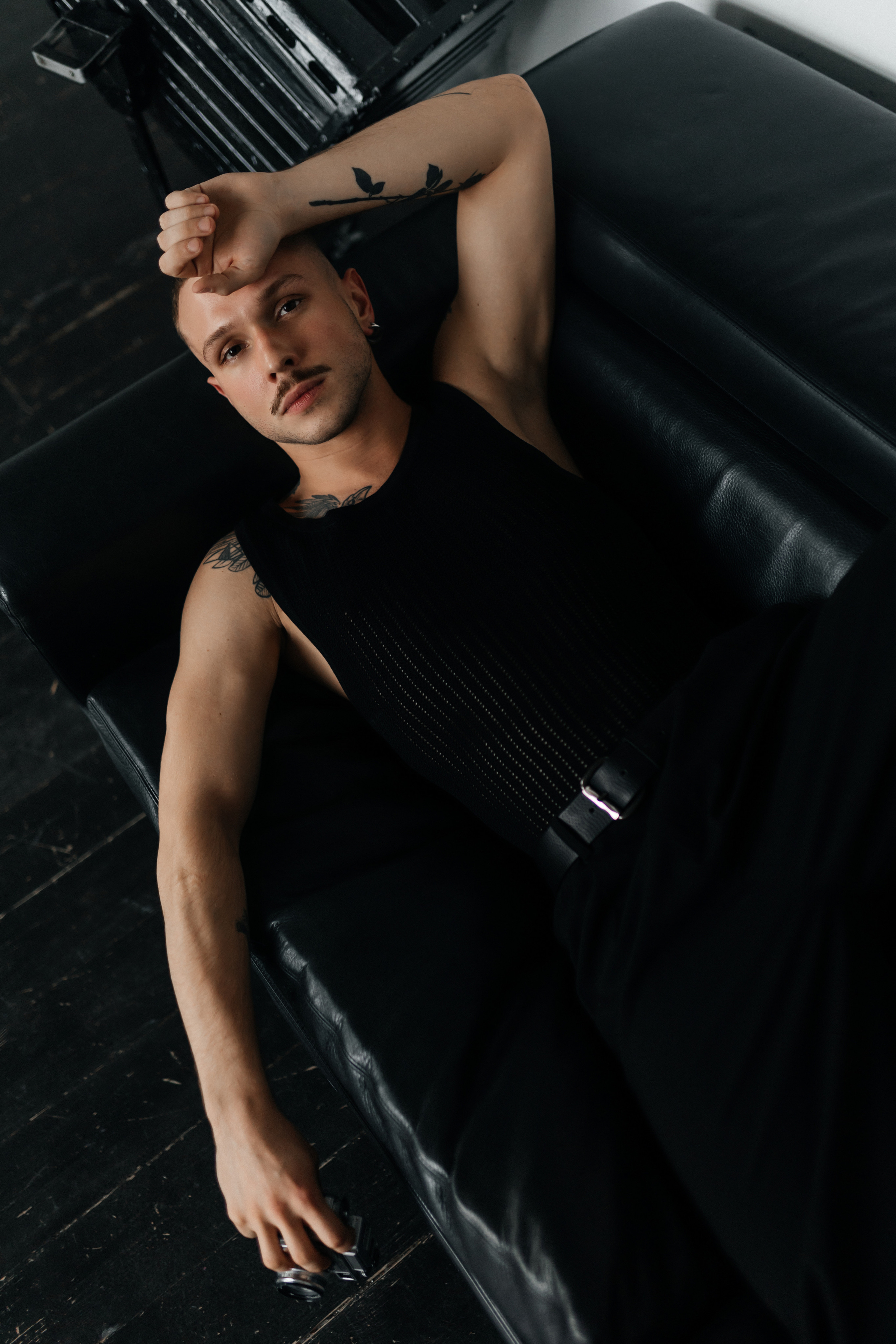 Артемий, съёмка в студии. Фотограф Наталия Федосова, г. Москва. TG и Instagram @nataliya_raw