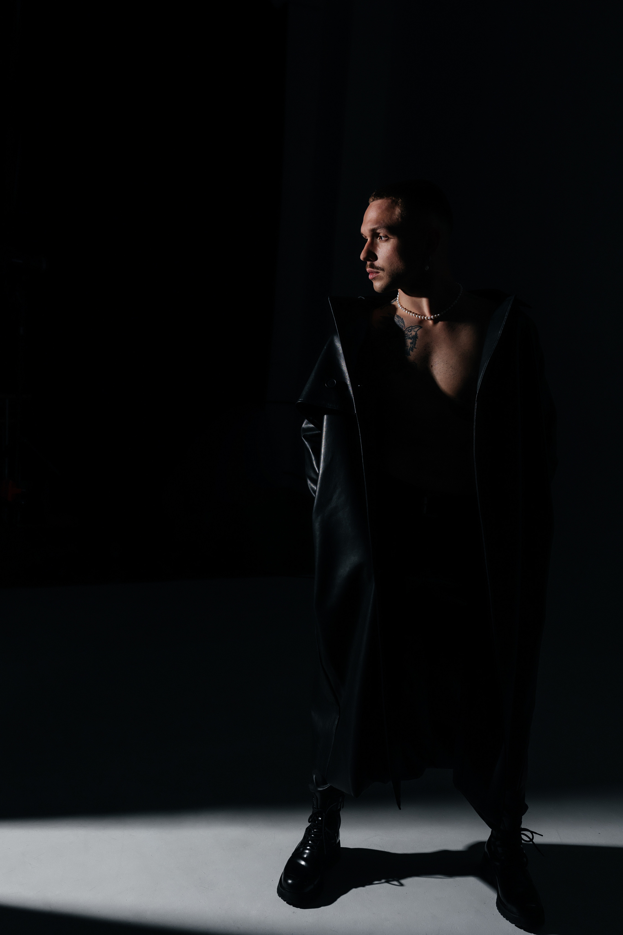 Артемий, съёмка в студии. Фотограф Наталия Федосова, г. Москва. TG и Instagram @nataliya_raw