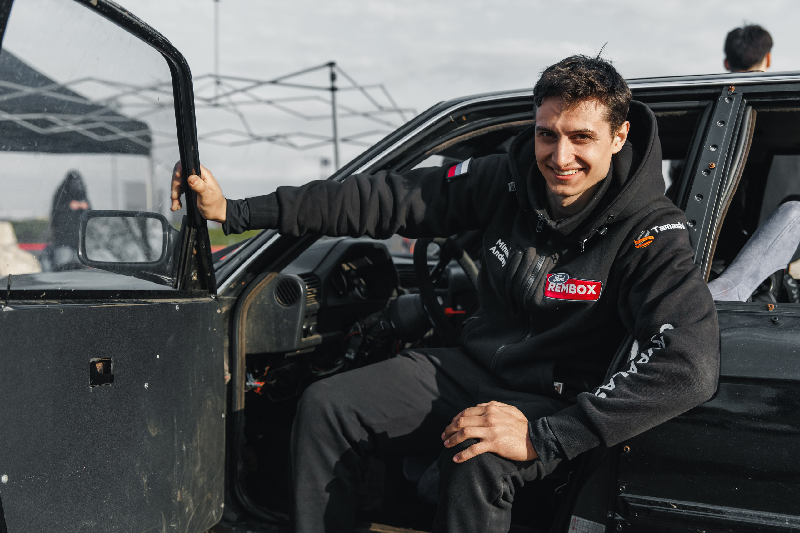 Выставка и дрифт машин. Репортажный фотограф. Москва. Алина Ланская