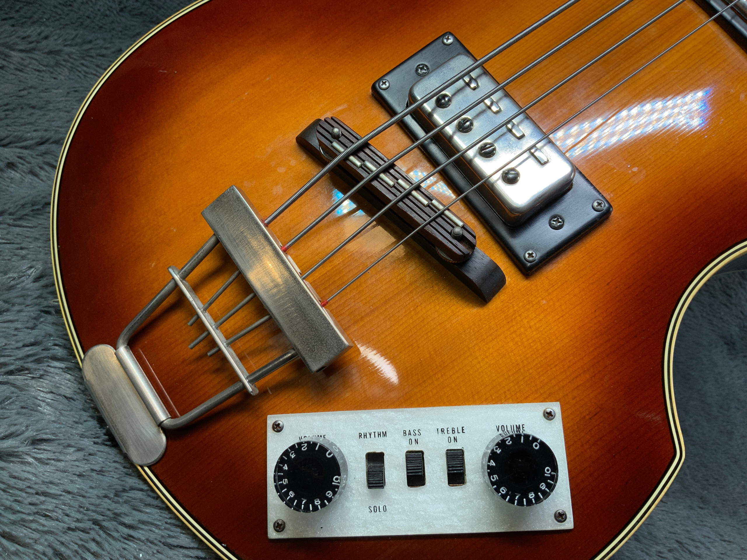 Norwegian Wood Vaio Bass