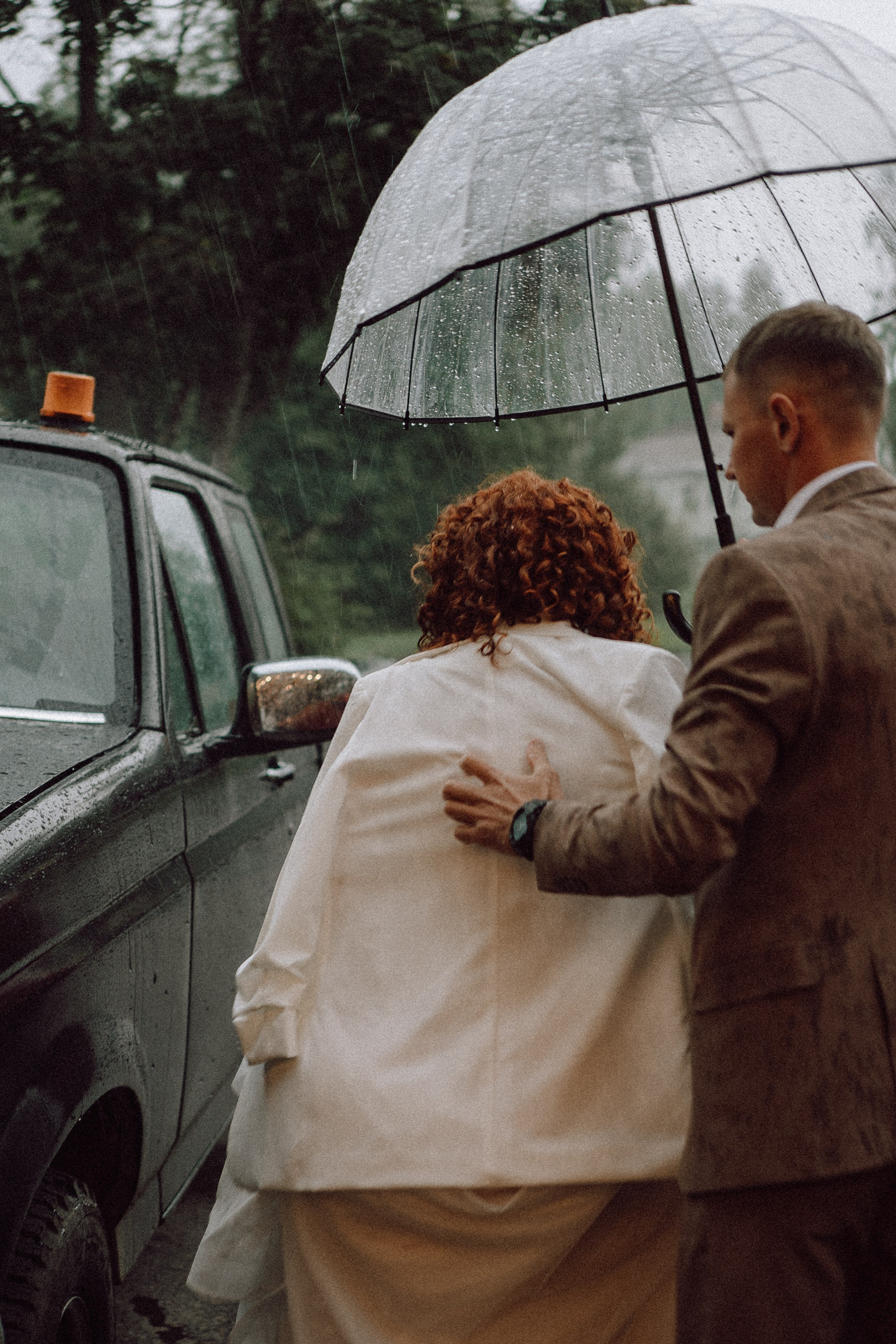 СВАДЕБНАЯ ФОТОСЕССИИЯ ПАРЫ В ГОРОДЕ ПРИОЗЕРСК В СОСНОВОМ ЛЕСУ И С ПИКАПОМ. Профессиональный фотограф, Санкт-Петербург — Виктория Богомолова