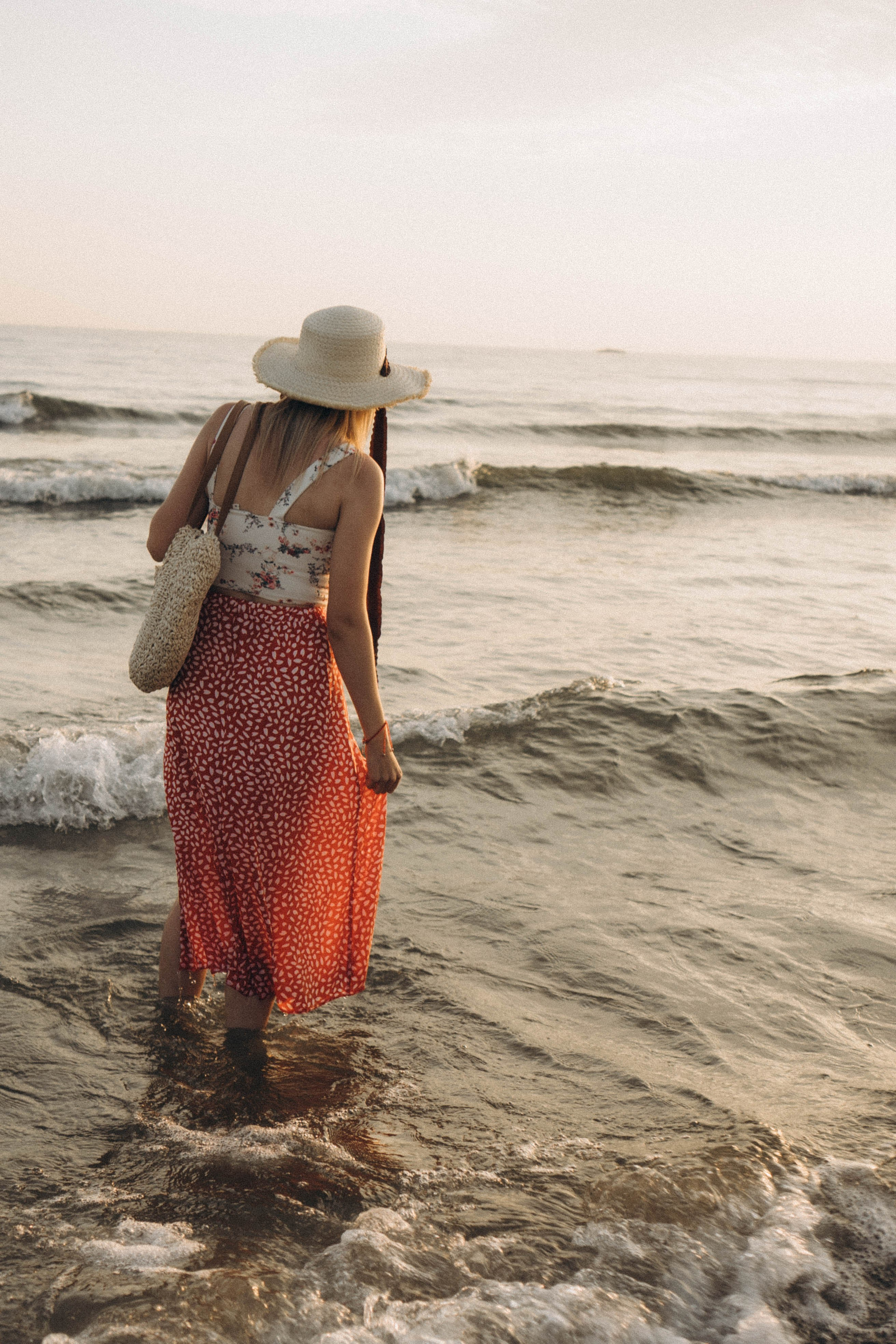 Июльский вечер на берегу черного моря. Профессиональный фотограф, Санкт-Петербург — Виктория Богомолова