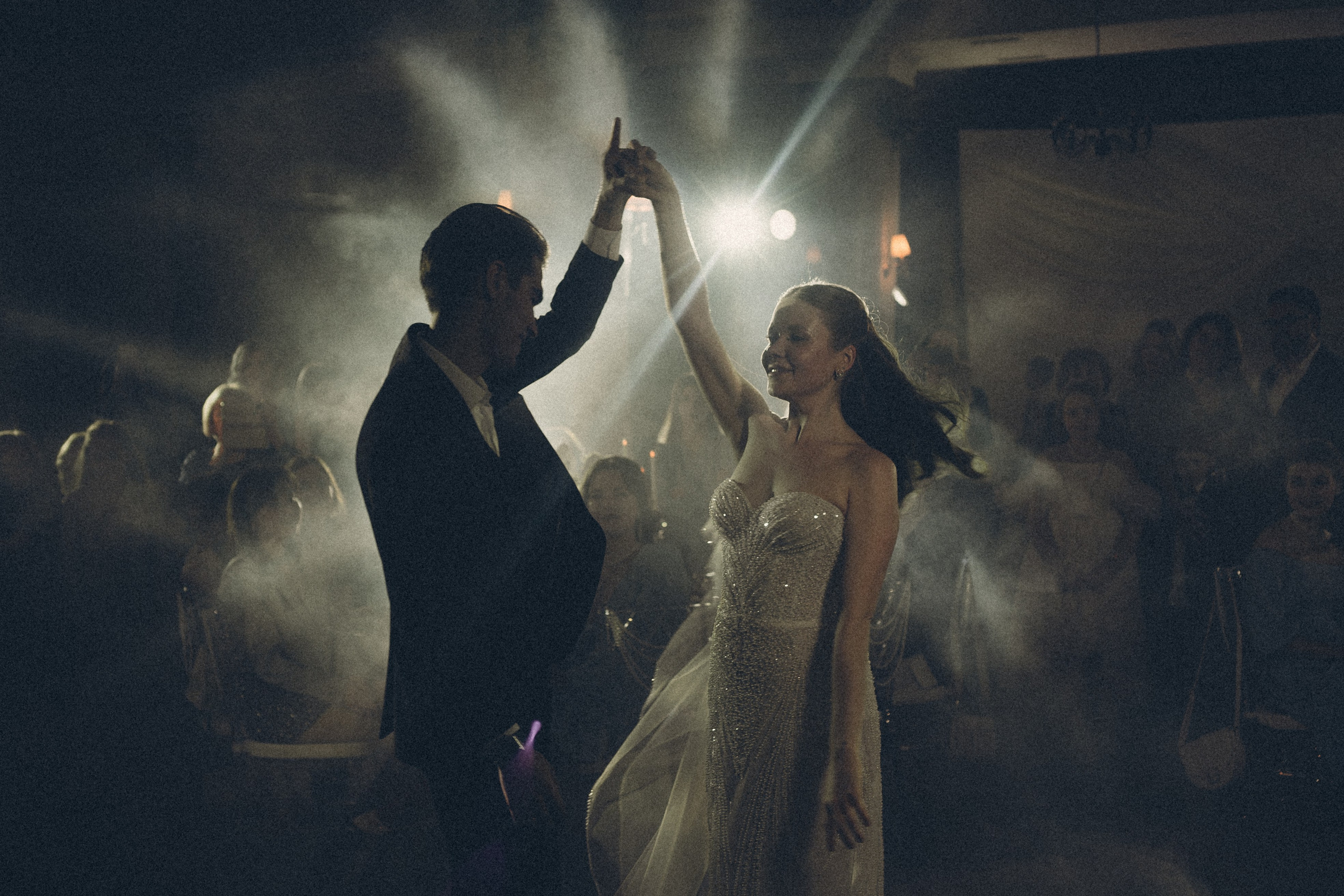 СВАДЕБНАЯ СЬЕМКА В ОТЕЛЕ В СИБИРИ. Профессиональный фотограф, Санкт-Петербург — Виктория Богомолова