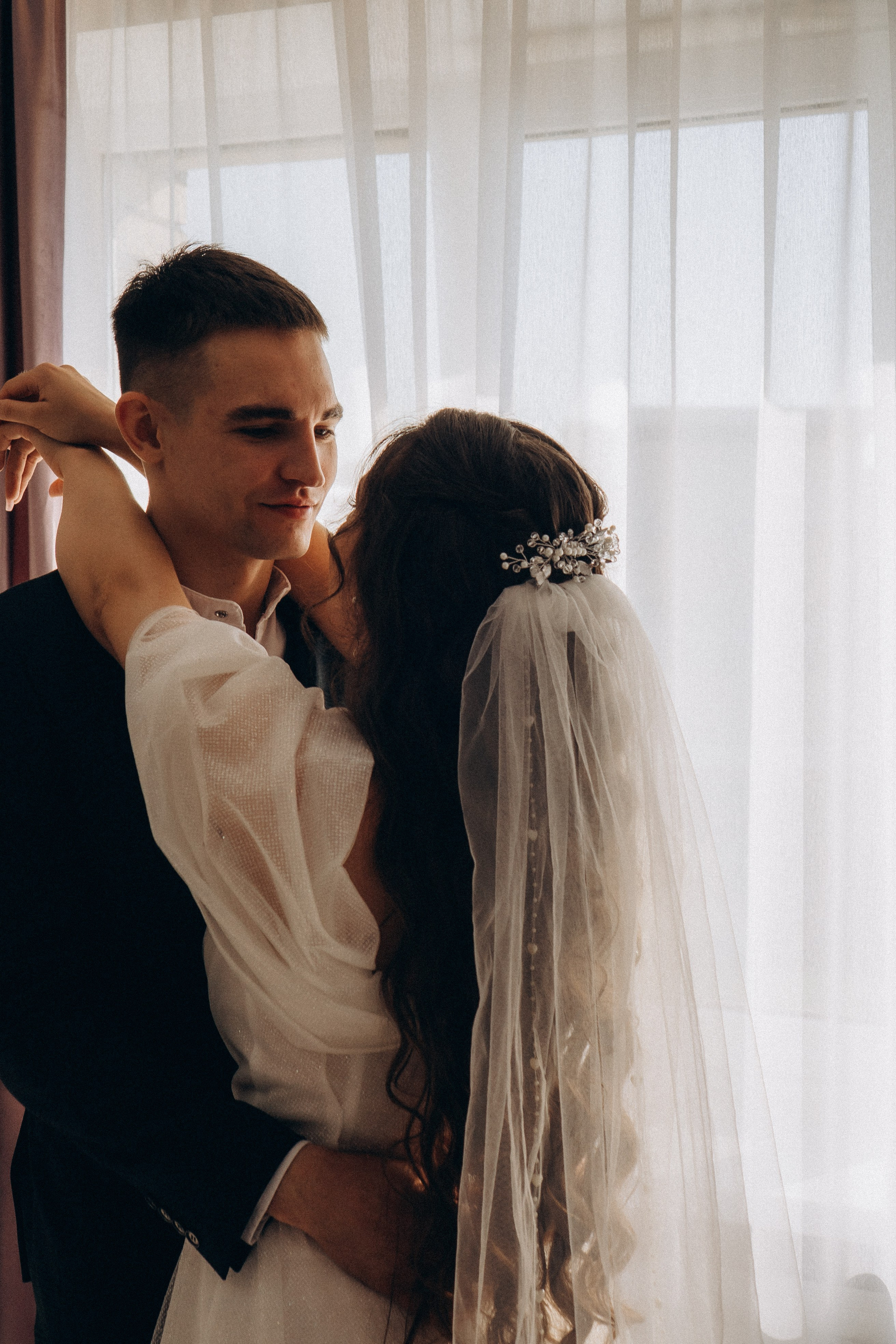 СВАДЕБНАЯ СЬЕМК В ПАРКЕ 300-ЛЕТИЯ. Профессиональный фотограф, Санкт-Петербург — Виктория Богомолова