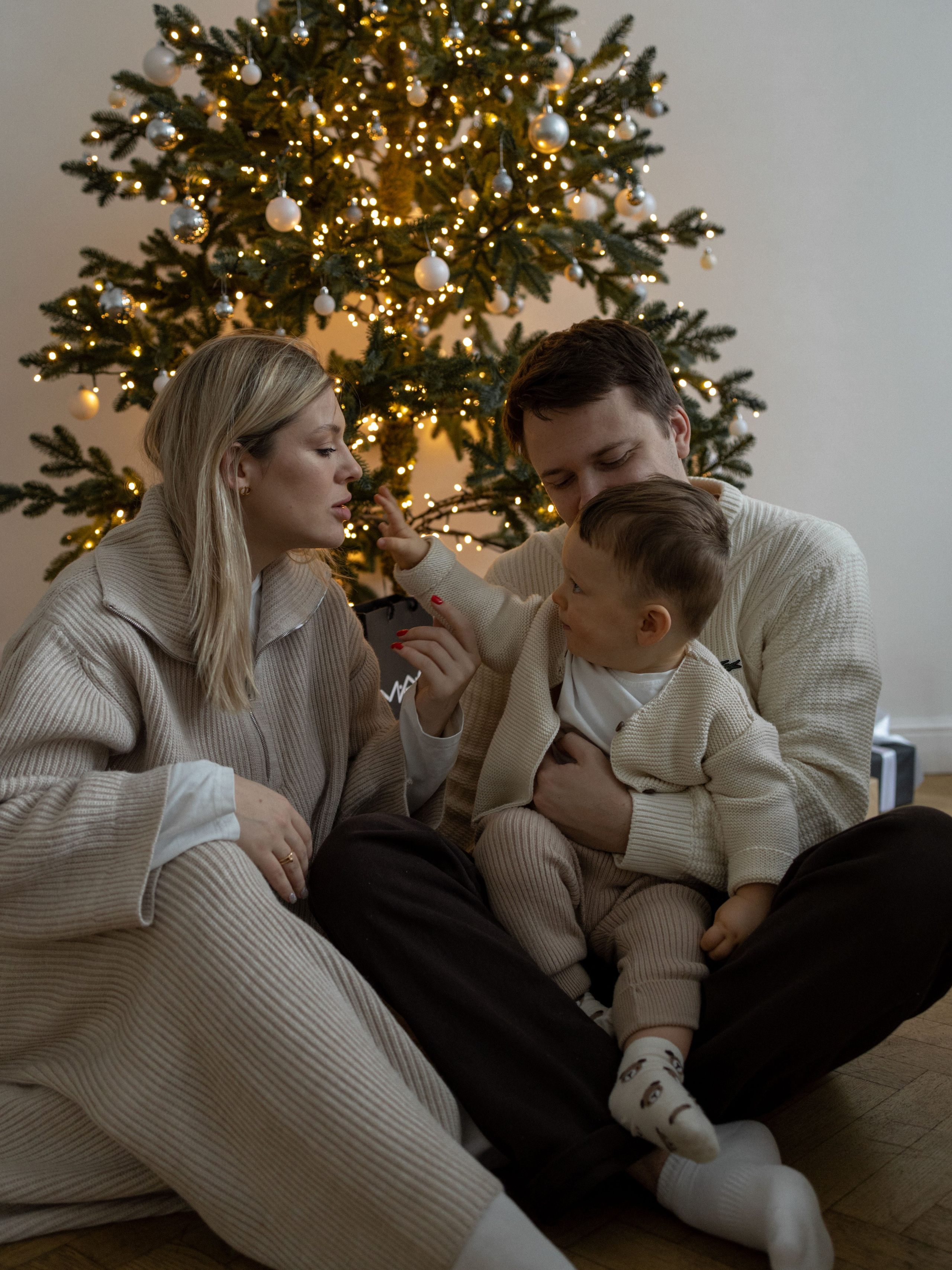 Новый год. Максим, Даша и Мирон. Фотограф Дарья Соколовская