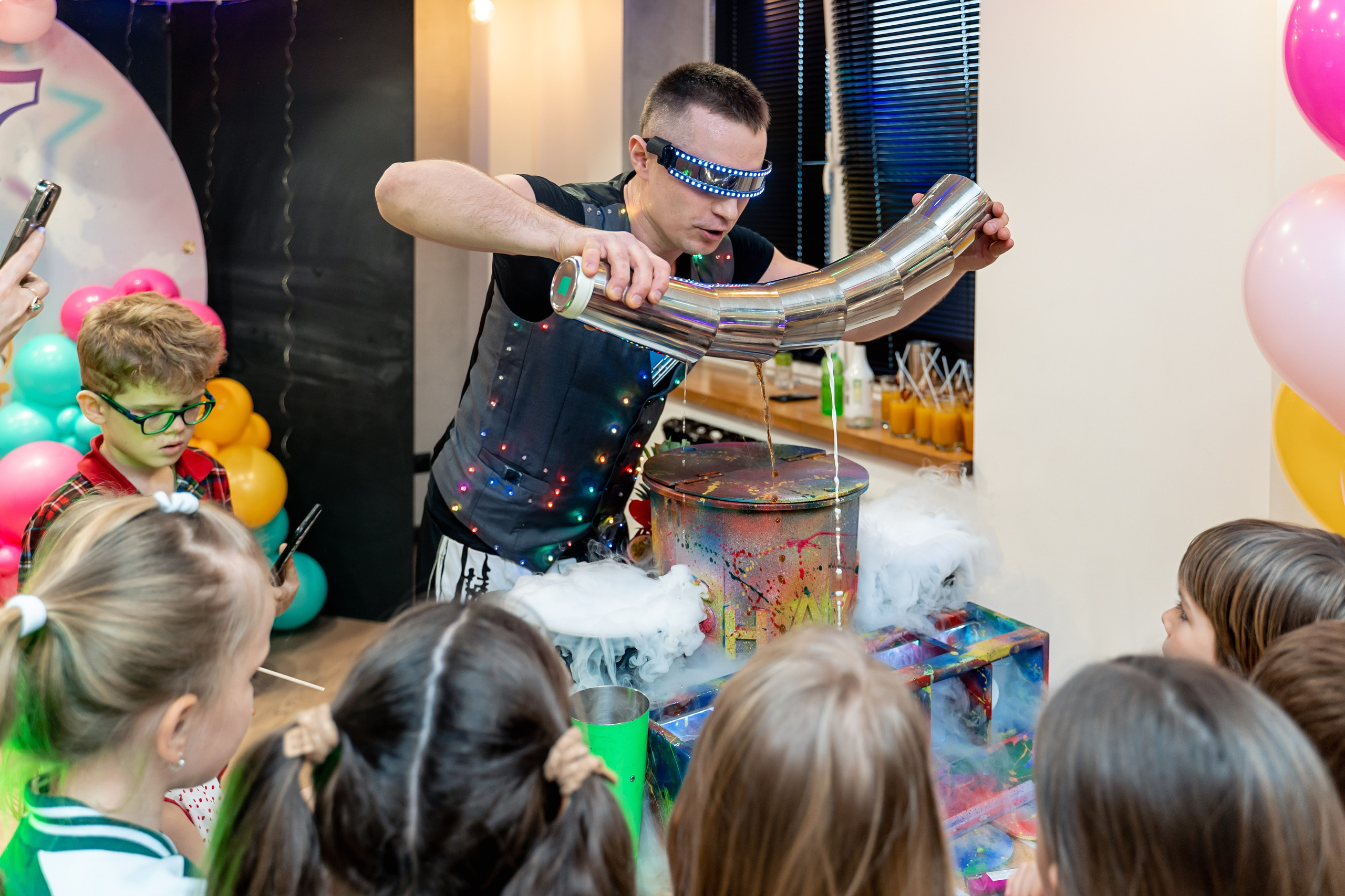 Фотограф на детский день рождения Москва. Фотограф \ Видеограф на Крещение, Венчание Москва| Семейные съемки