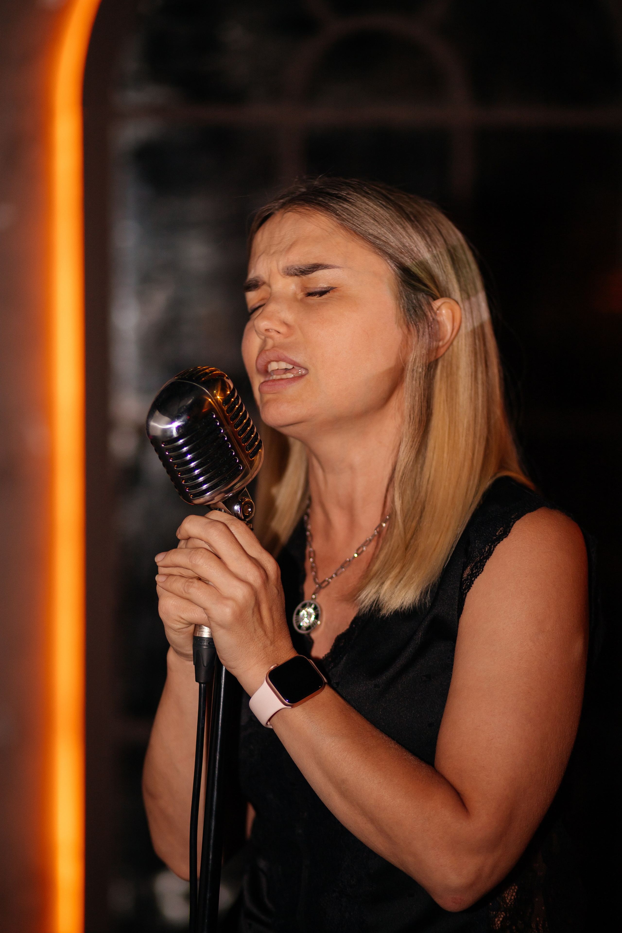 Караоке-вечеринка. 