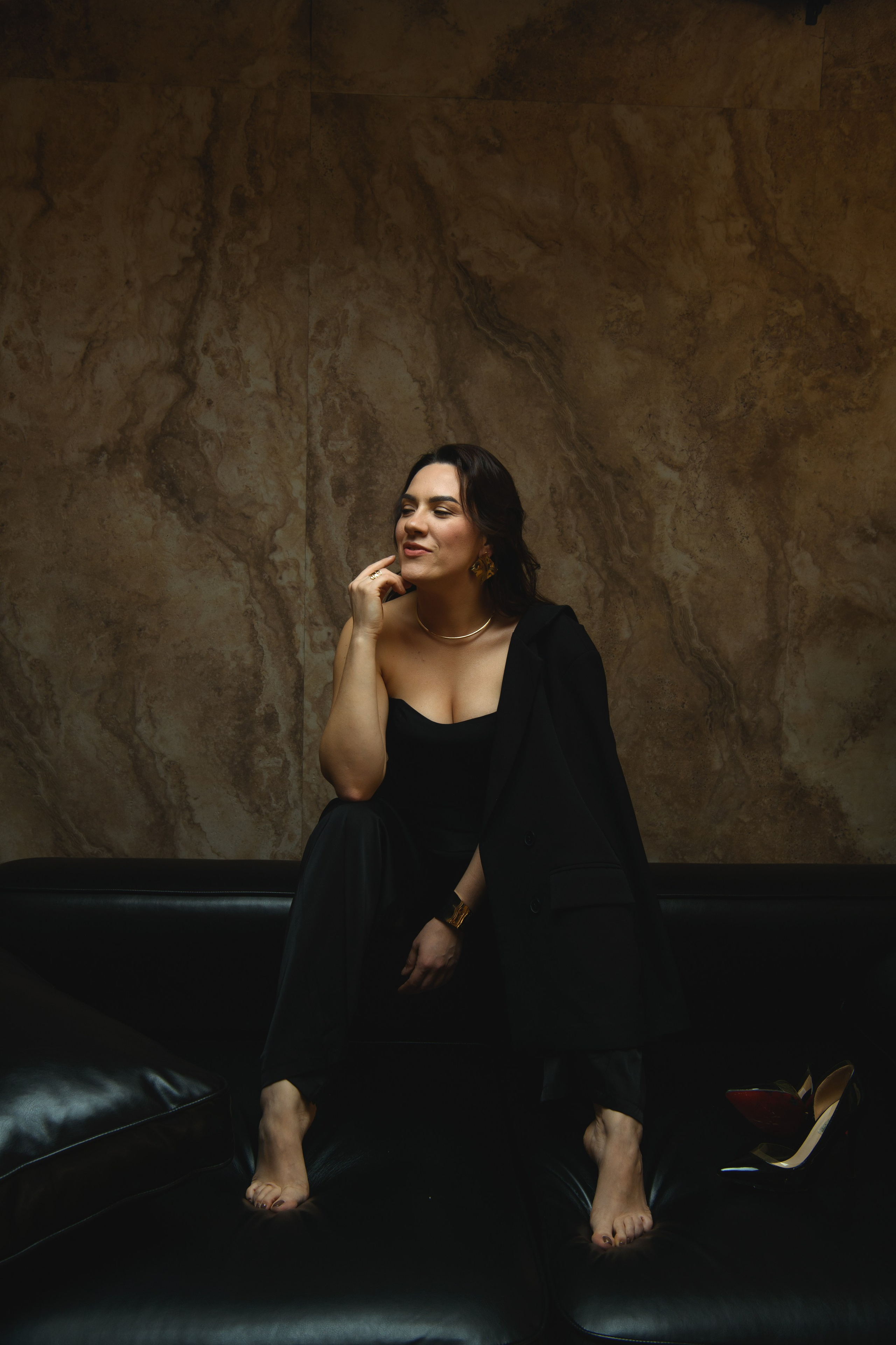 …Без слов — фотосессия для нее. Фотохудожник Нина Жихарева