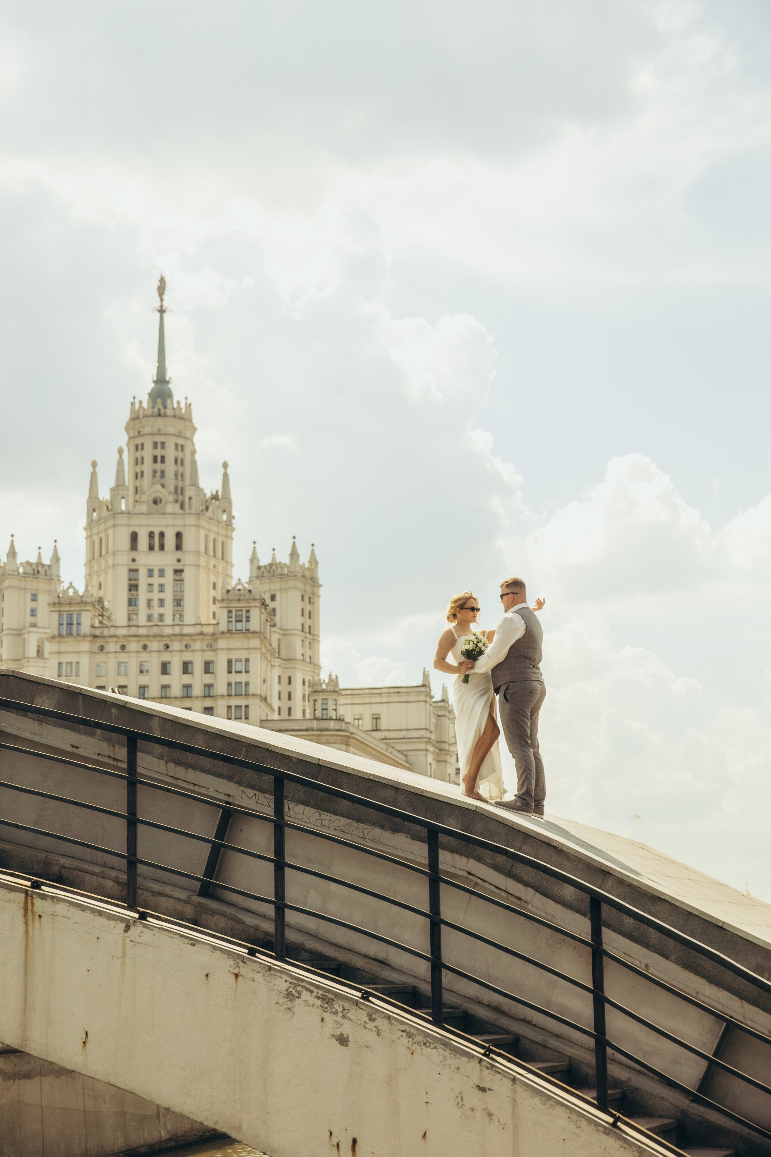Тессинский мост свадьба. Свадебный и семейный фотограф Москва и Московская область