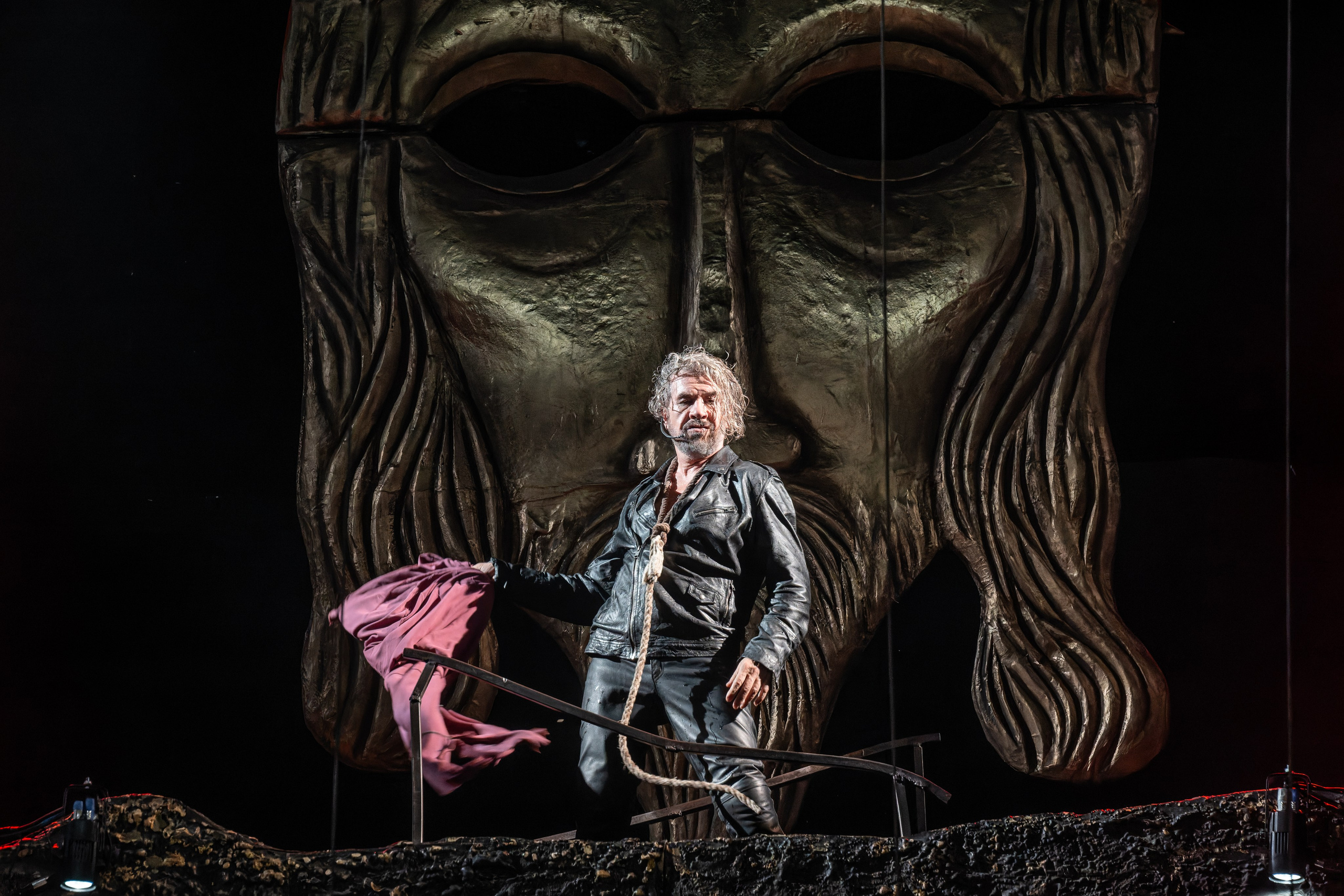 Театр Моссовета: Иисус Христос Супервезда — 35 лет на сцене. Сайт фотографа Сергея Абрамова