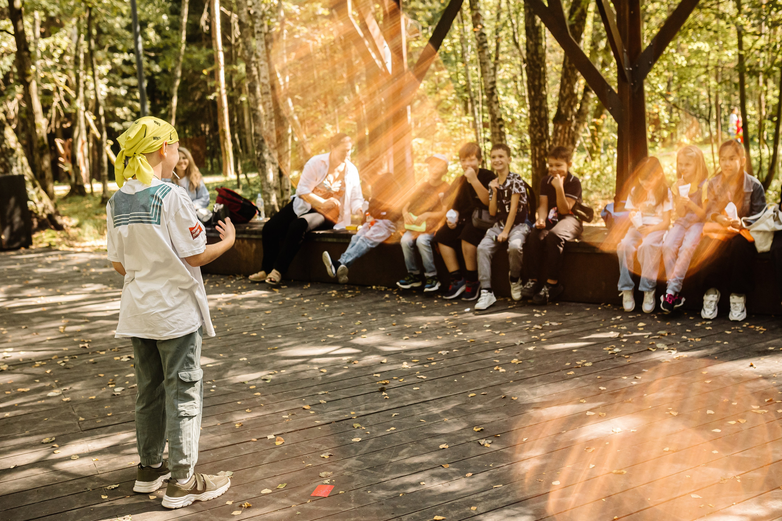 Репортаж школьной прогулки в парке. Семейный и женский фотограф в Москве Надежда Воробьева