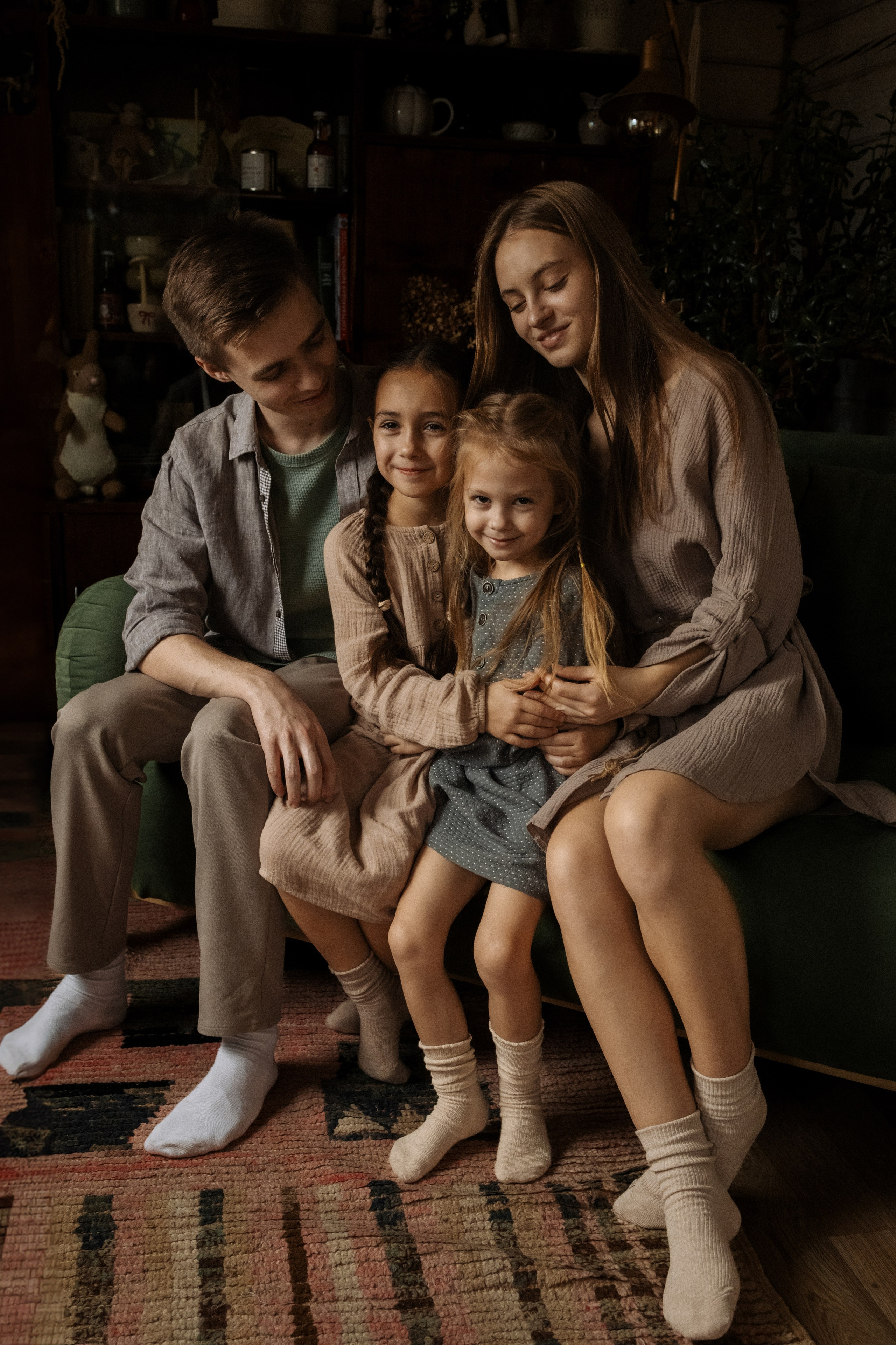 Юлия, Виктор, Саша, Настя, Ксюша и Аленка. Фотограф В Москве и Подольске Лена Иванова