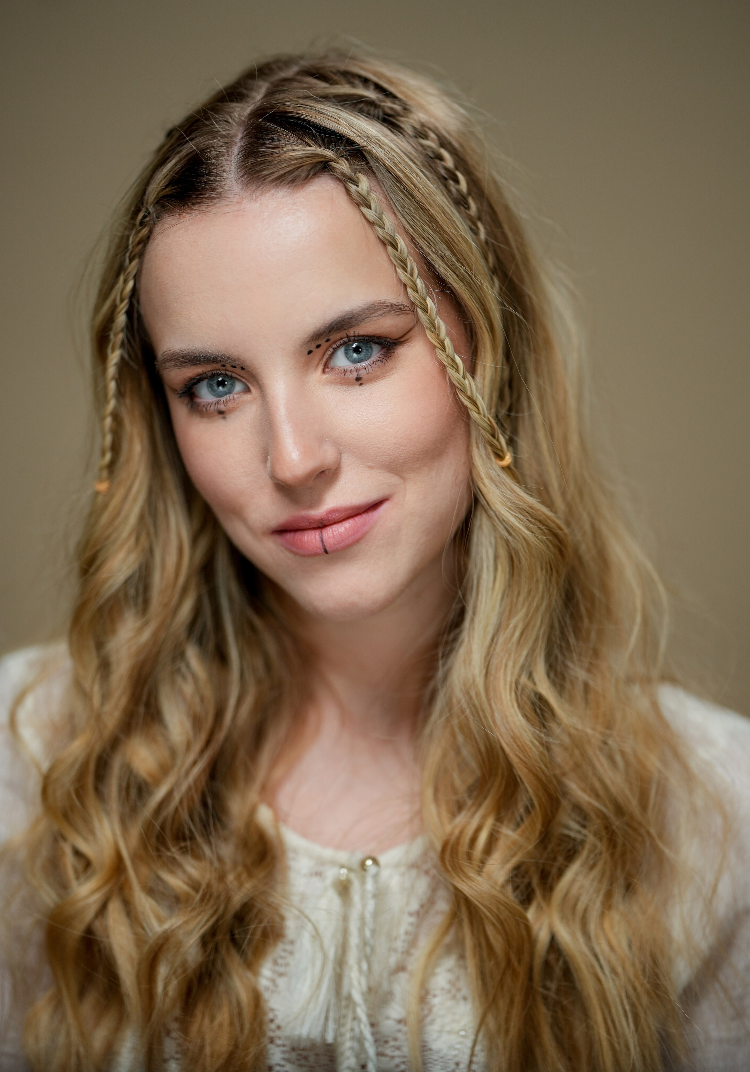 Актриса Полина Долгова. Портретная съемка в Москве, студийный фотограф Игорь Фомин