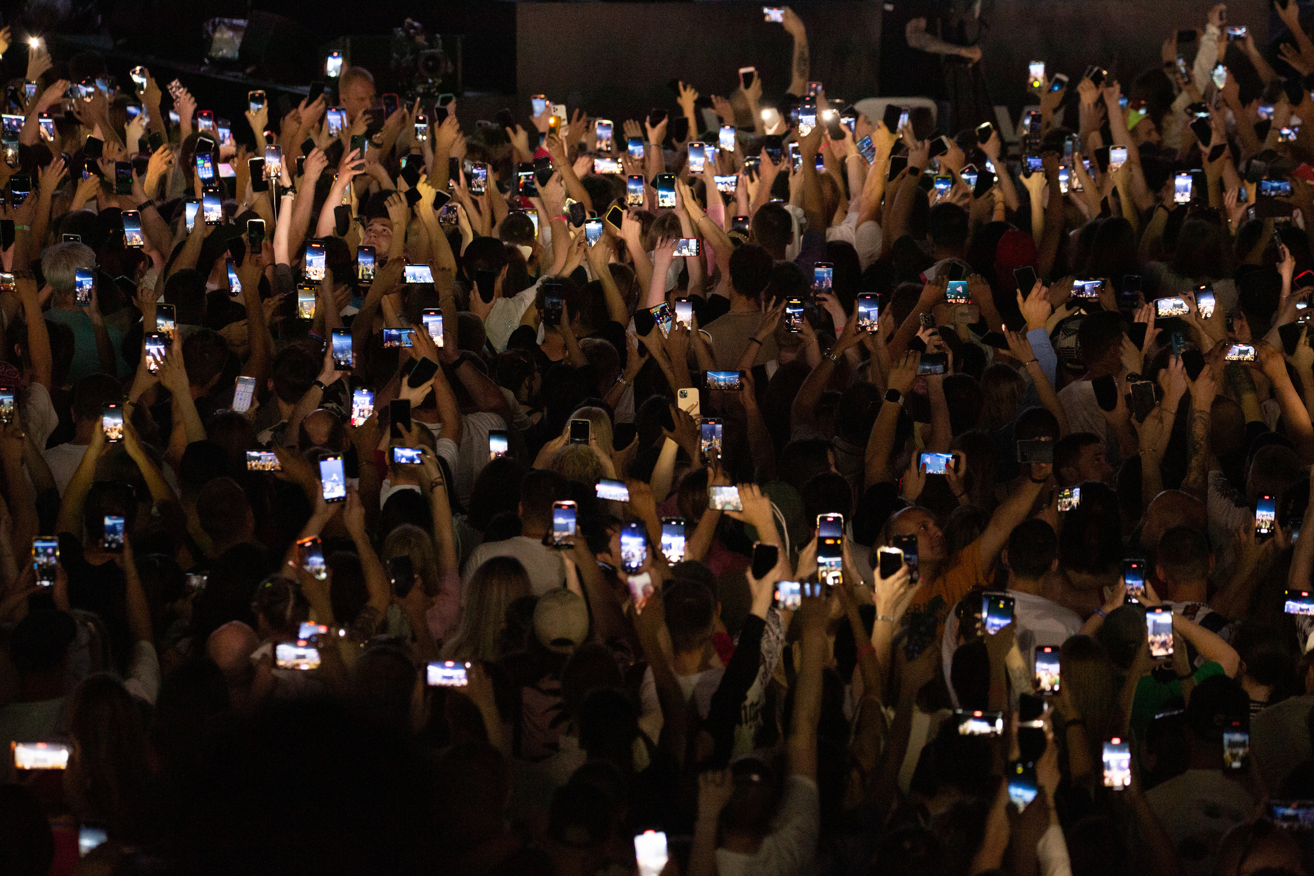 Репортажная фотосъемка во Владивостоке. Портретный, свадебный, репортажный фотограф во Владивостоке Юлиана Джули Фокс