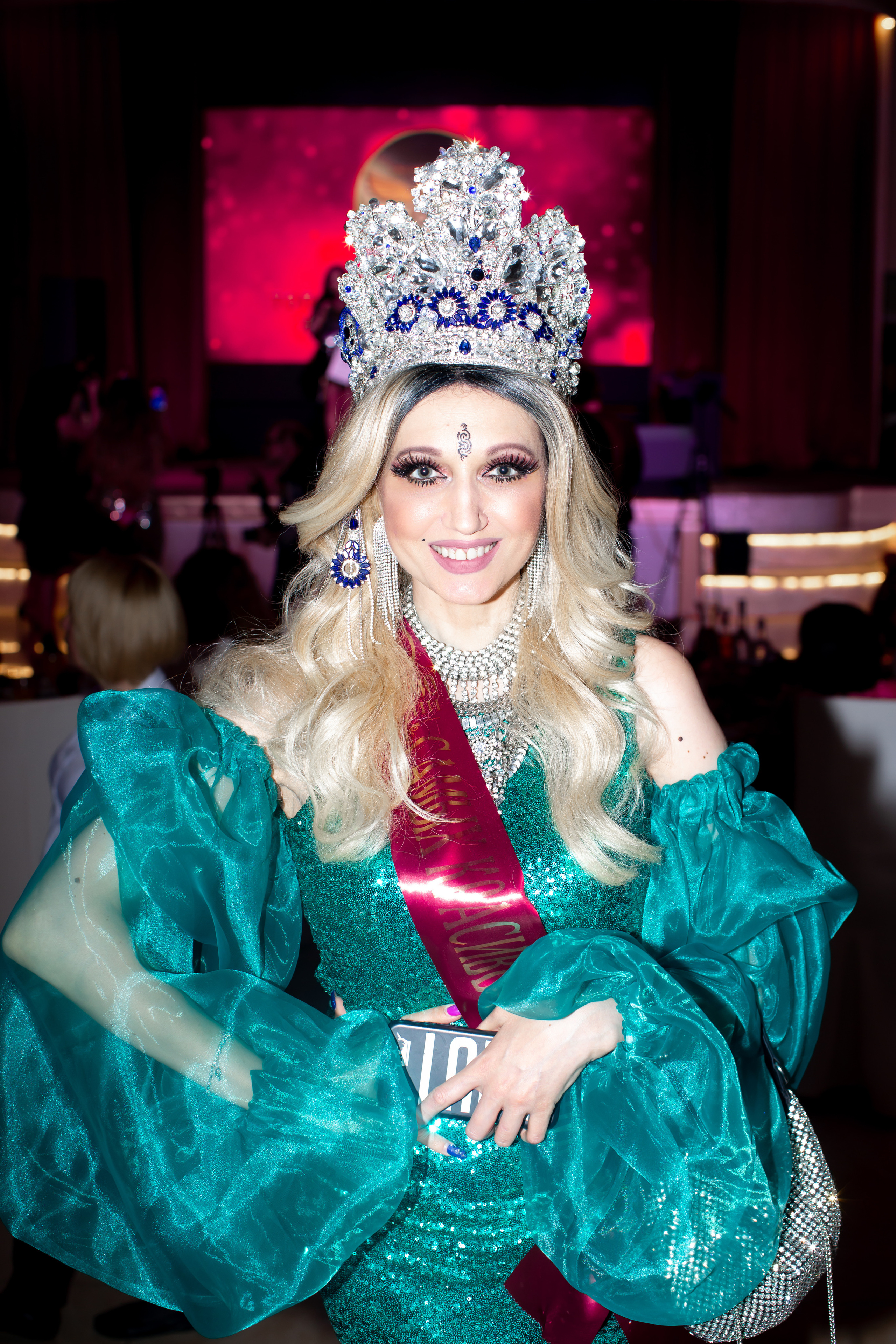 Фотосъемка праздников во Владивостоке, Уссурийске. Портретный, свадебный, репортажный фотограф во Владивостоке Юлиана Джули Фокс