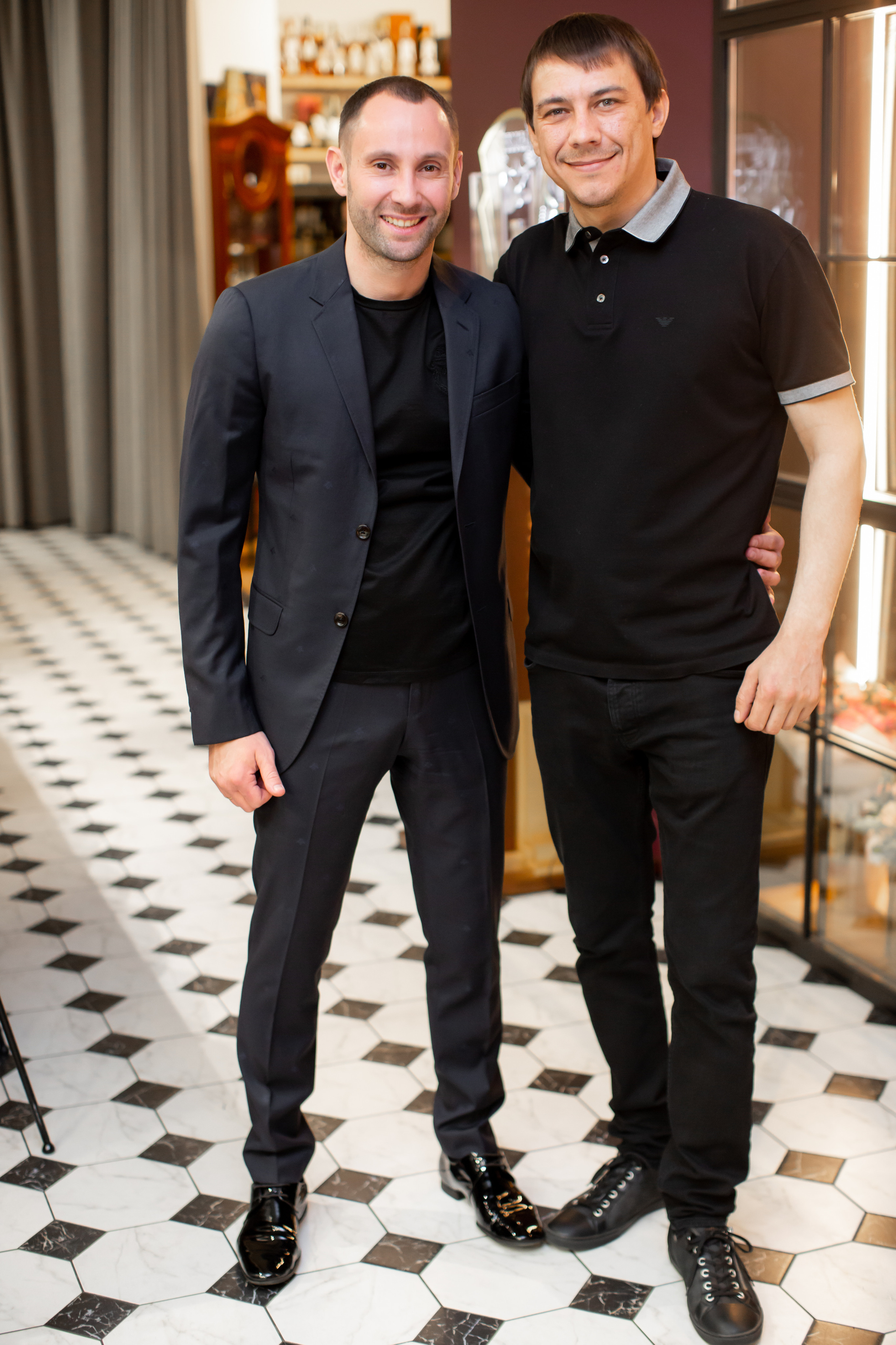 Фотосъемка праздников во Владивостоке, Уссурийске. Портретный, свадебный, репортажный фотограф во Владивостоке Юлиана Джули Фокс