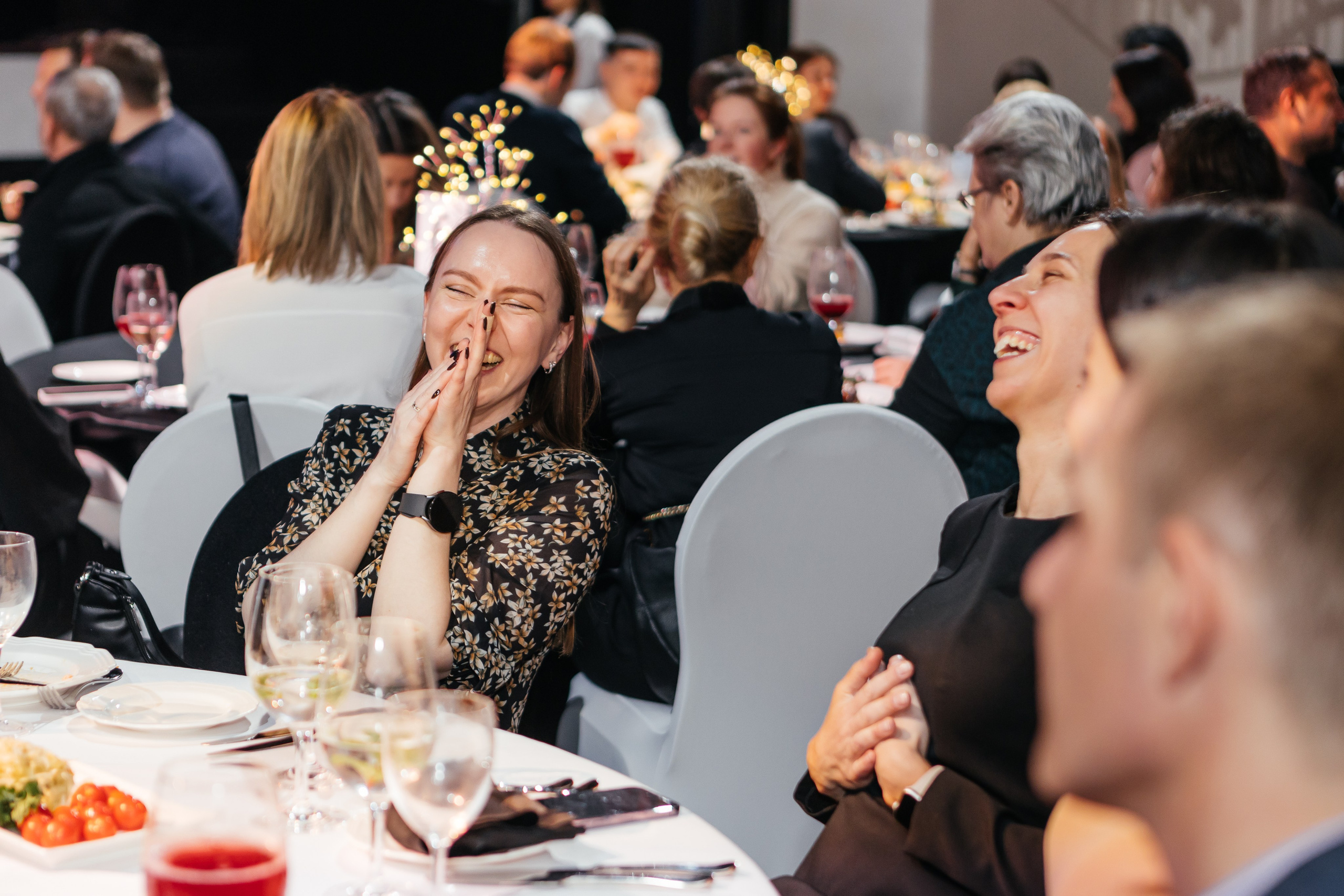 Снимал репортаж для «Газпром нефть», Газстройпром, Росатом, ОЗОН, Мегафон, ВТБ, Т-Банк, Unilever, Материа Медика Холдинг. Фотограф Serg-Epic — Сергей Клепиков