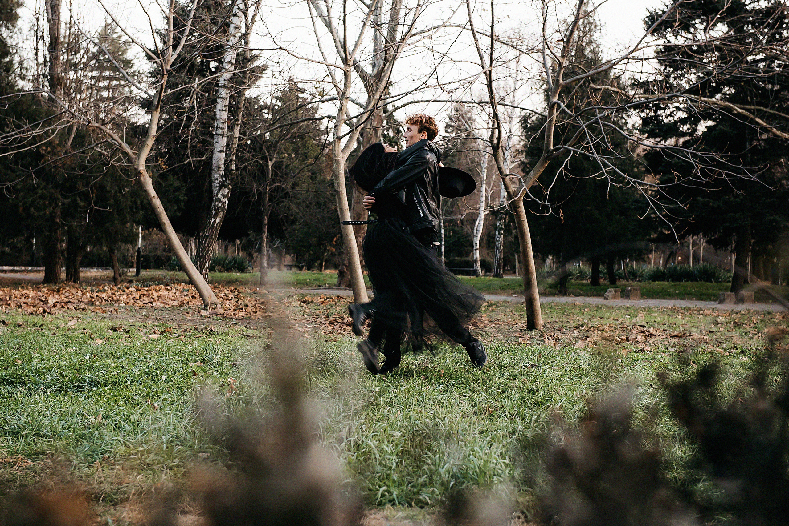 Love story «В черном». Свадебный и семейный фотограф в Краснодаре