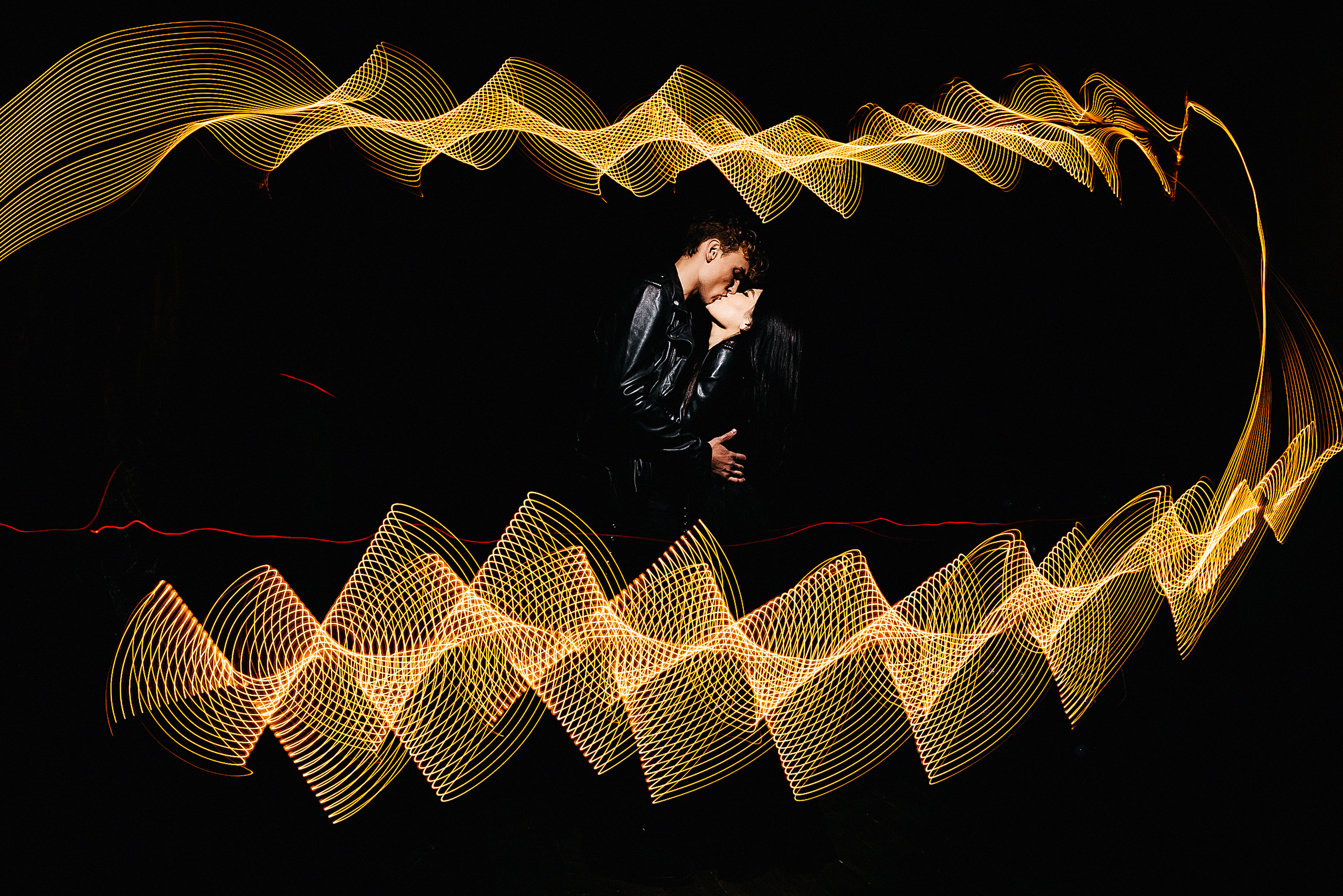 Love story «В черном». Свадебный и семейный фотограф в Краснодаре