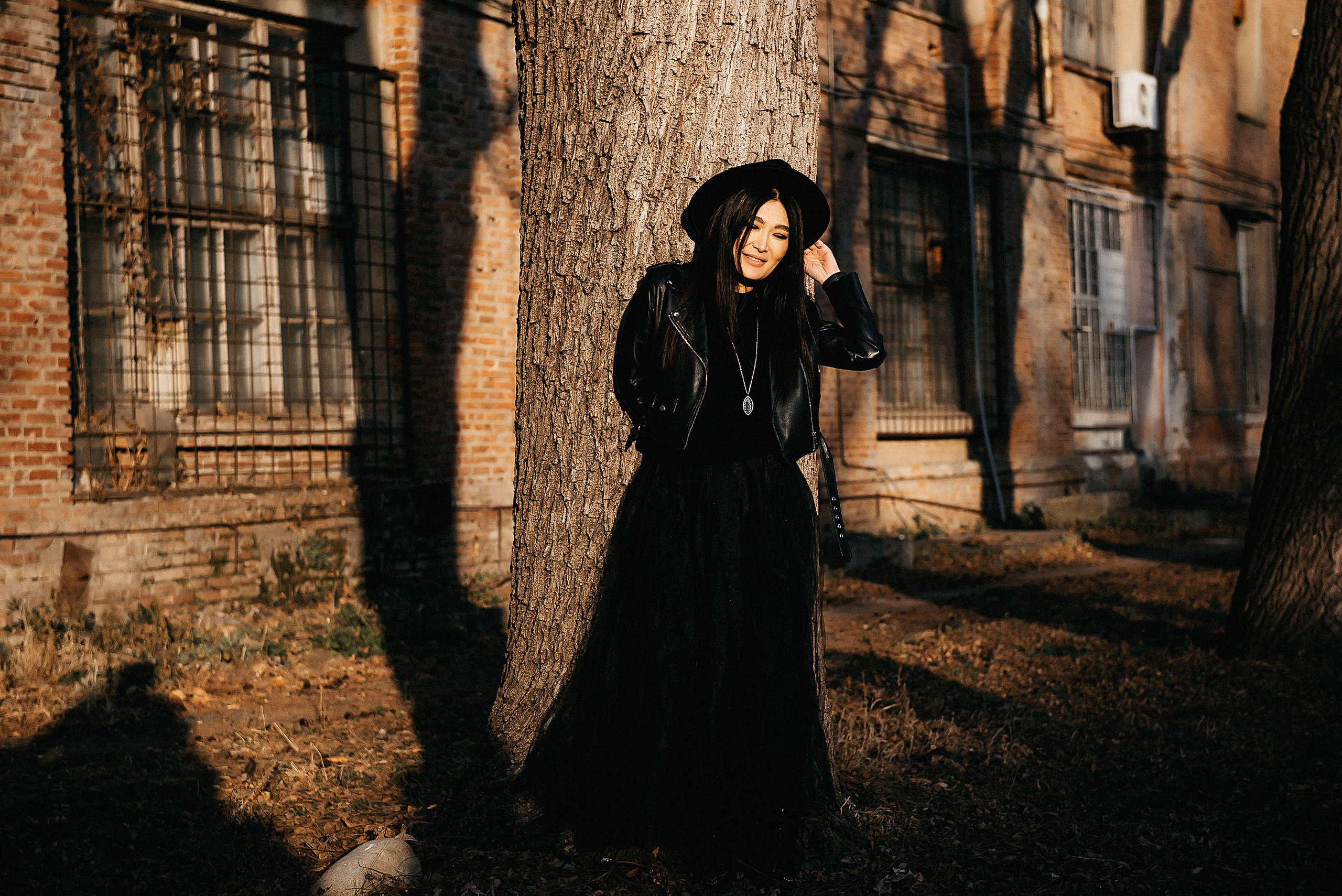 Love story «В черном». Свадебный и семейный фотограф в Краснодаре