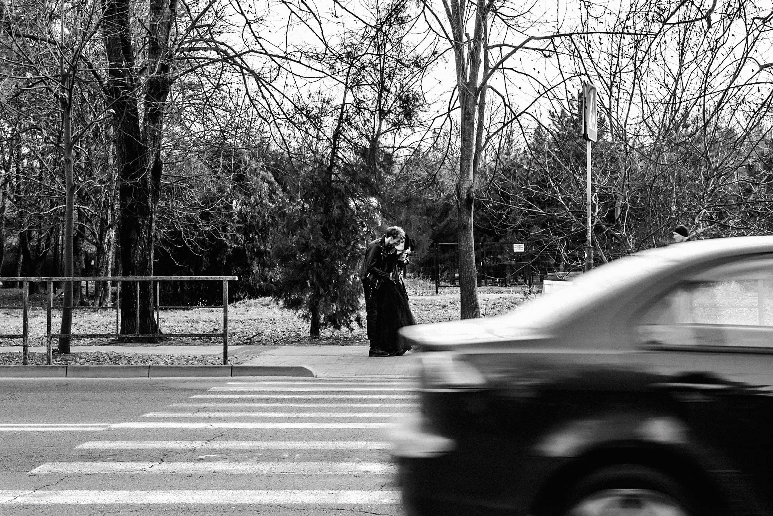 Love story «В черном». Свадебный и семейный фотограф в Краснодаре