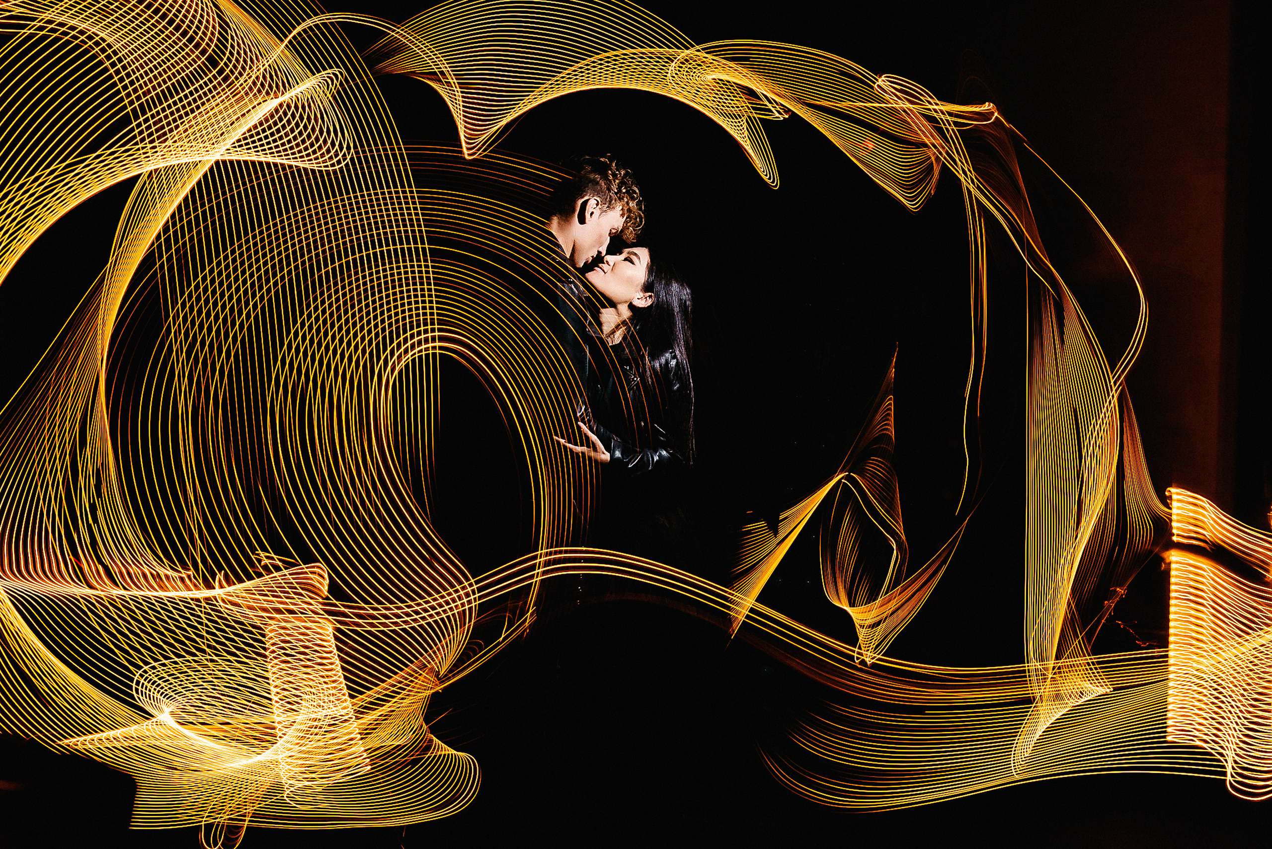 Love story «В черном». Свадебный и семейный фотограф в Краснодаре