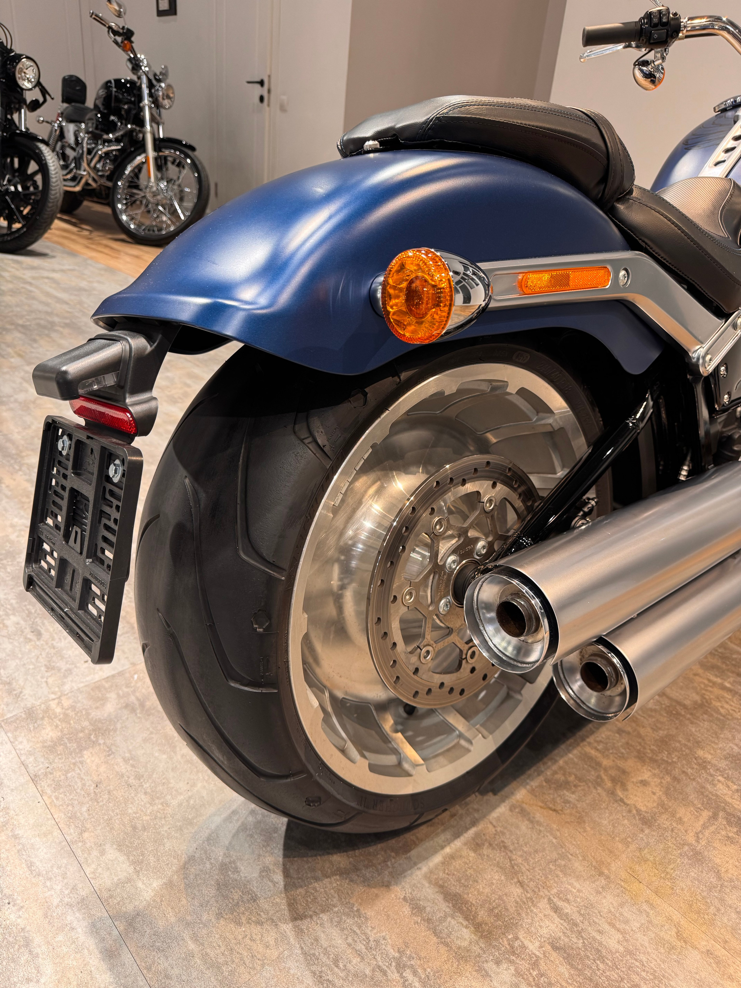 Harley Davidson Sportster 114 FAT BOY — купить мотоцикл. Hello Davidson, Москва. Только хорошие мотоциклы…