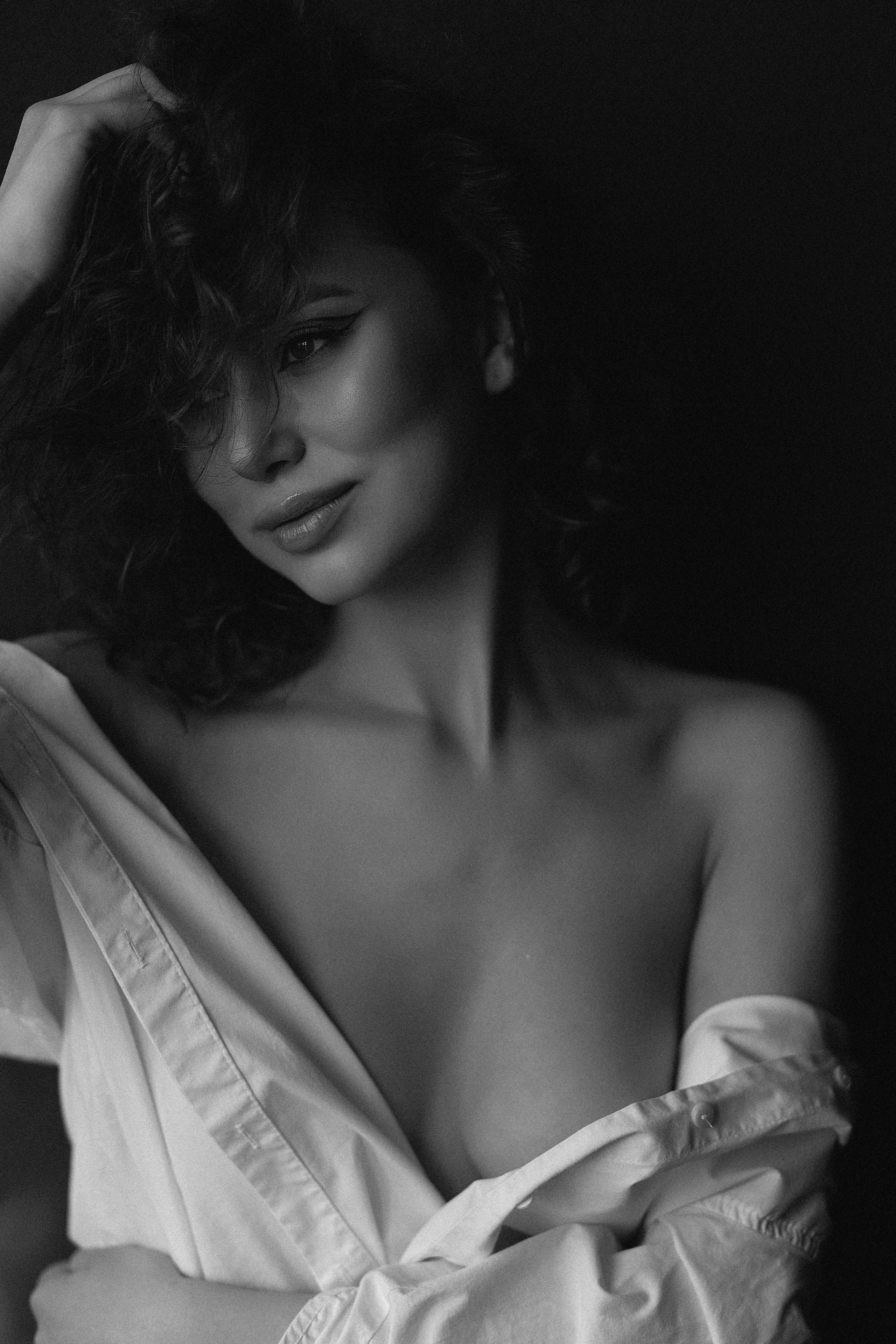 Мила студия Манекен. Женский фотограф в Екатеринбурге Марина Логинова