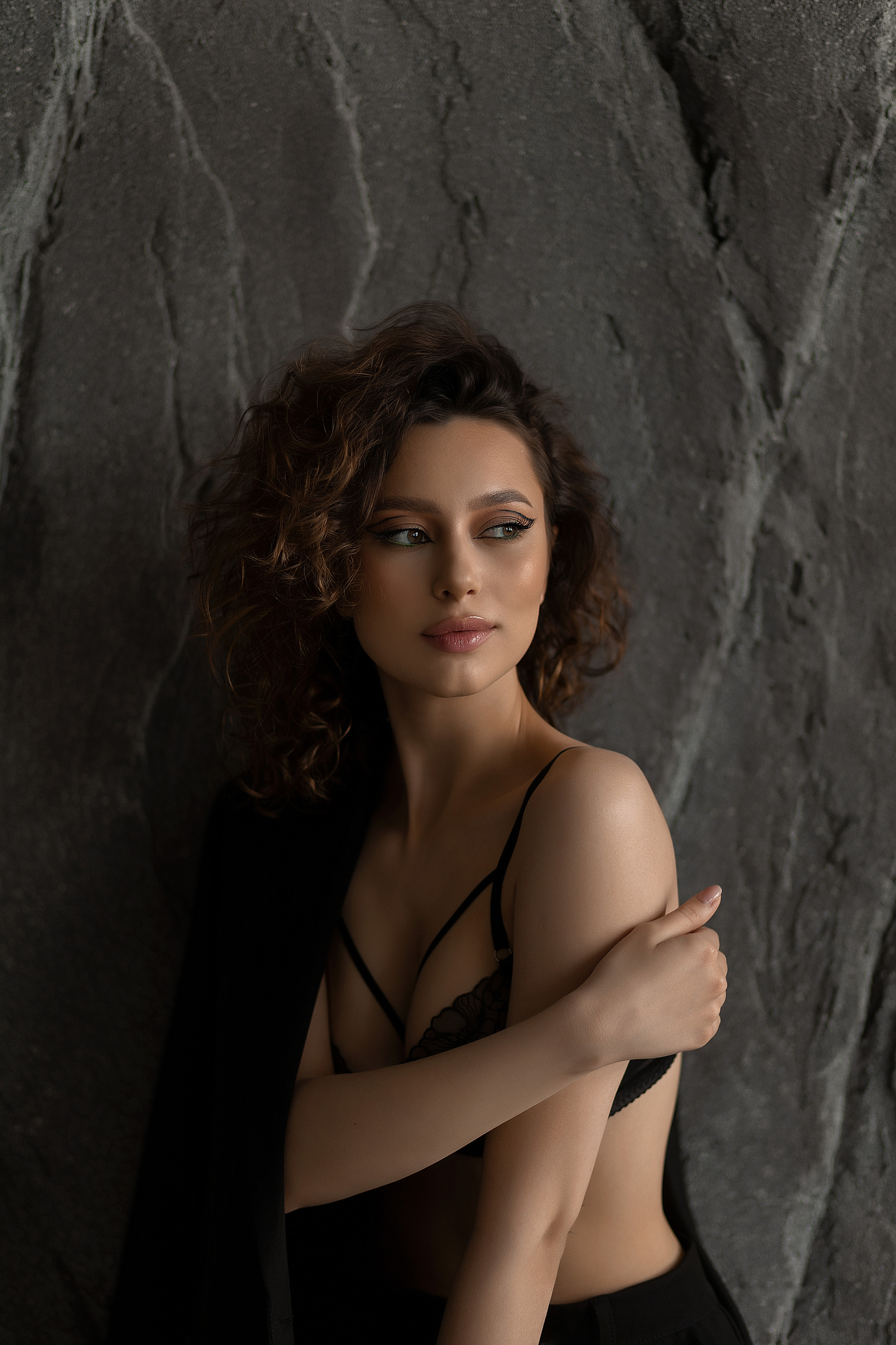 Мила студия Манекен. Женский фотограф в Екатеринбурге Марина Логинова