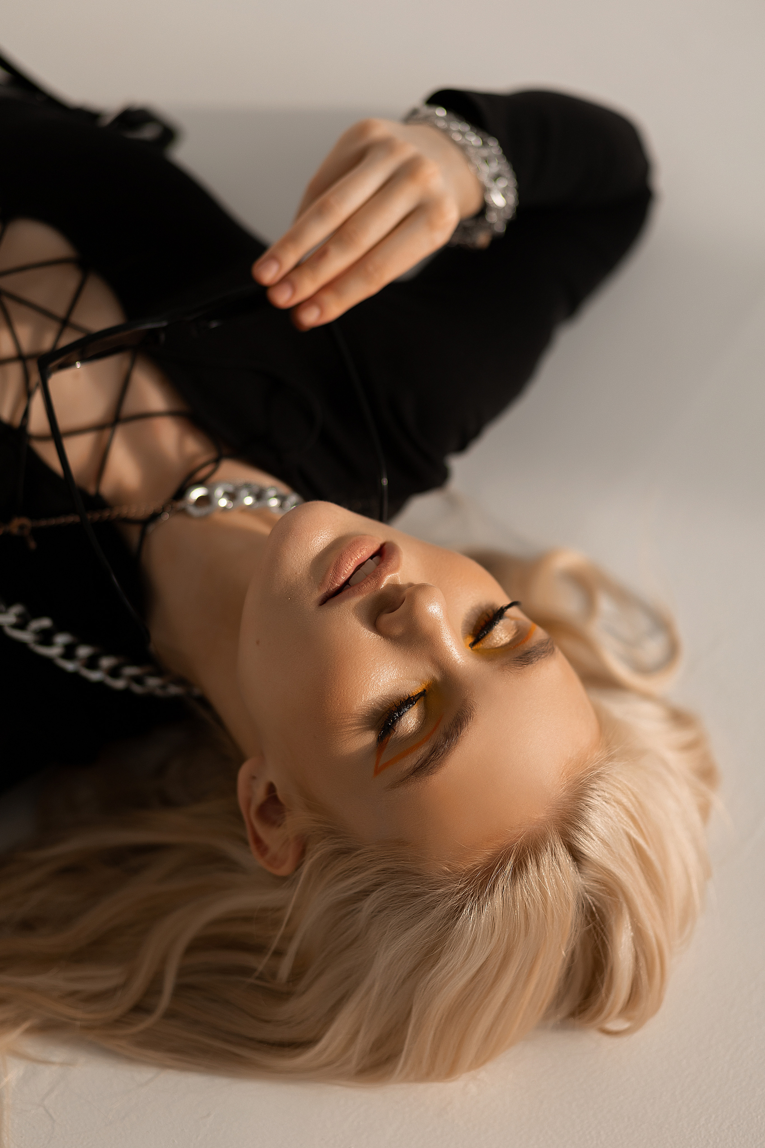 Кристина студия Stories. Женский фотограф в Екатеринбурге Марина Логинова