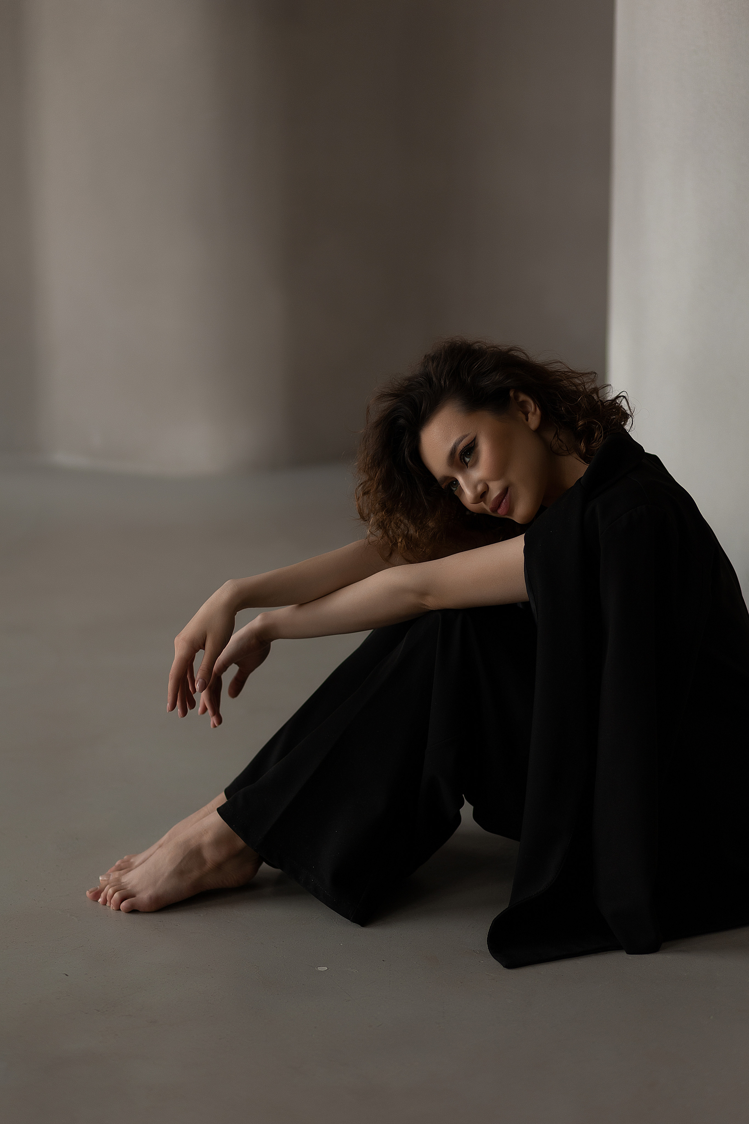 Мила студия Манекен. Женский фотограф в Екатеринбурге Марина Логинова