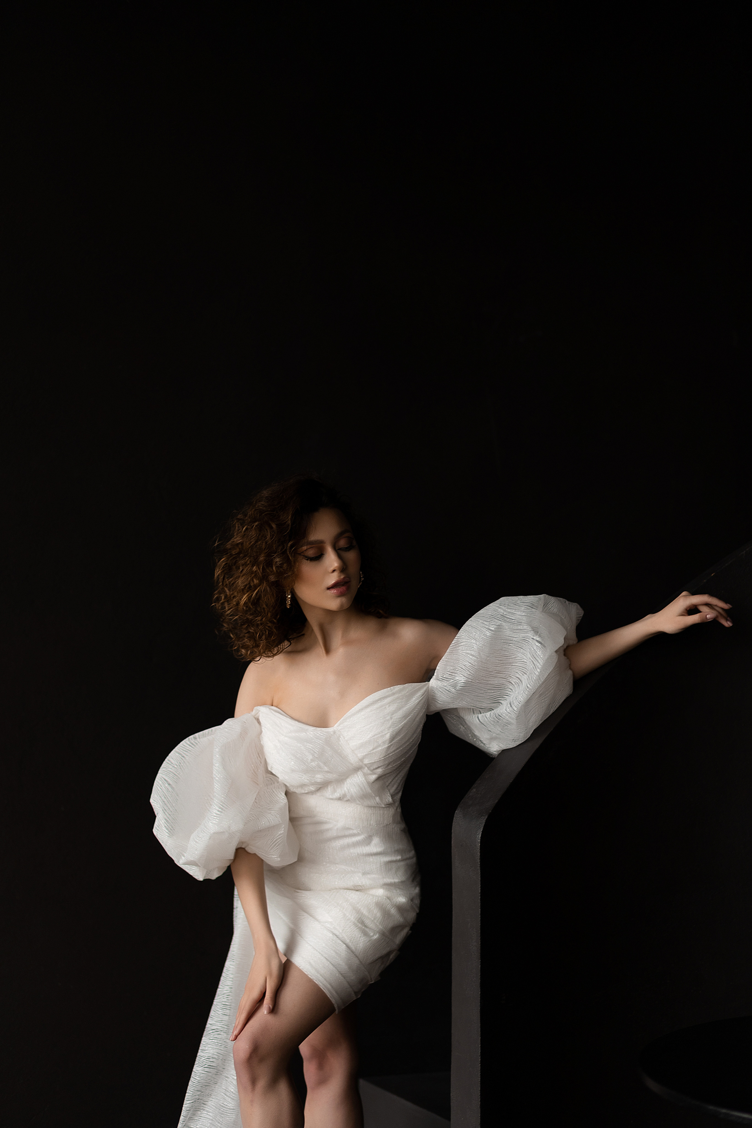 Мила студия Манекен. Женский фотограф в Екатеринбурге Марина Логинова