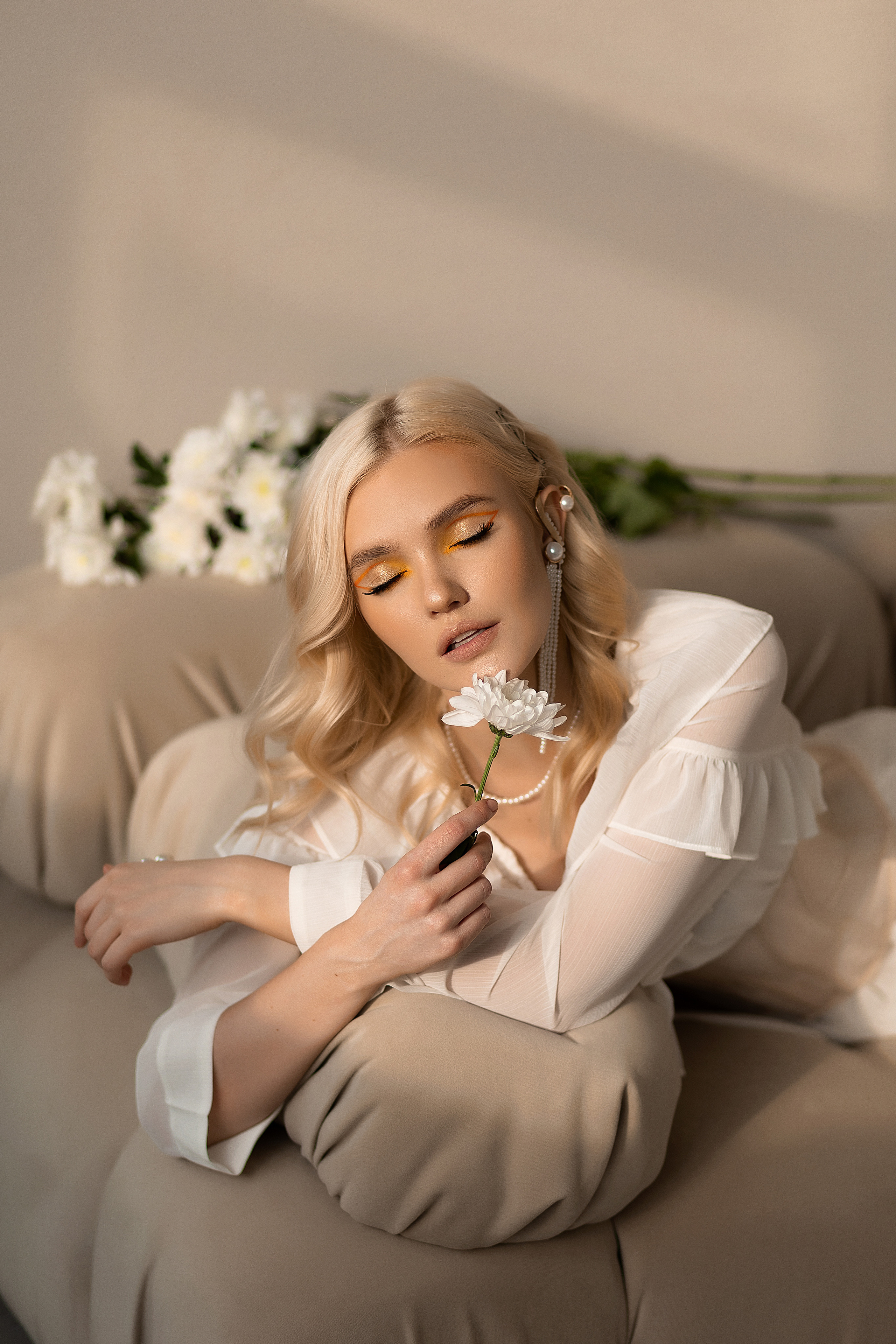 Кристина студия Stories. Женский фотограф в Екатеринбурге Марина Логинова