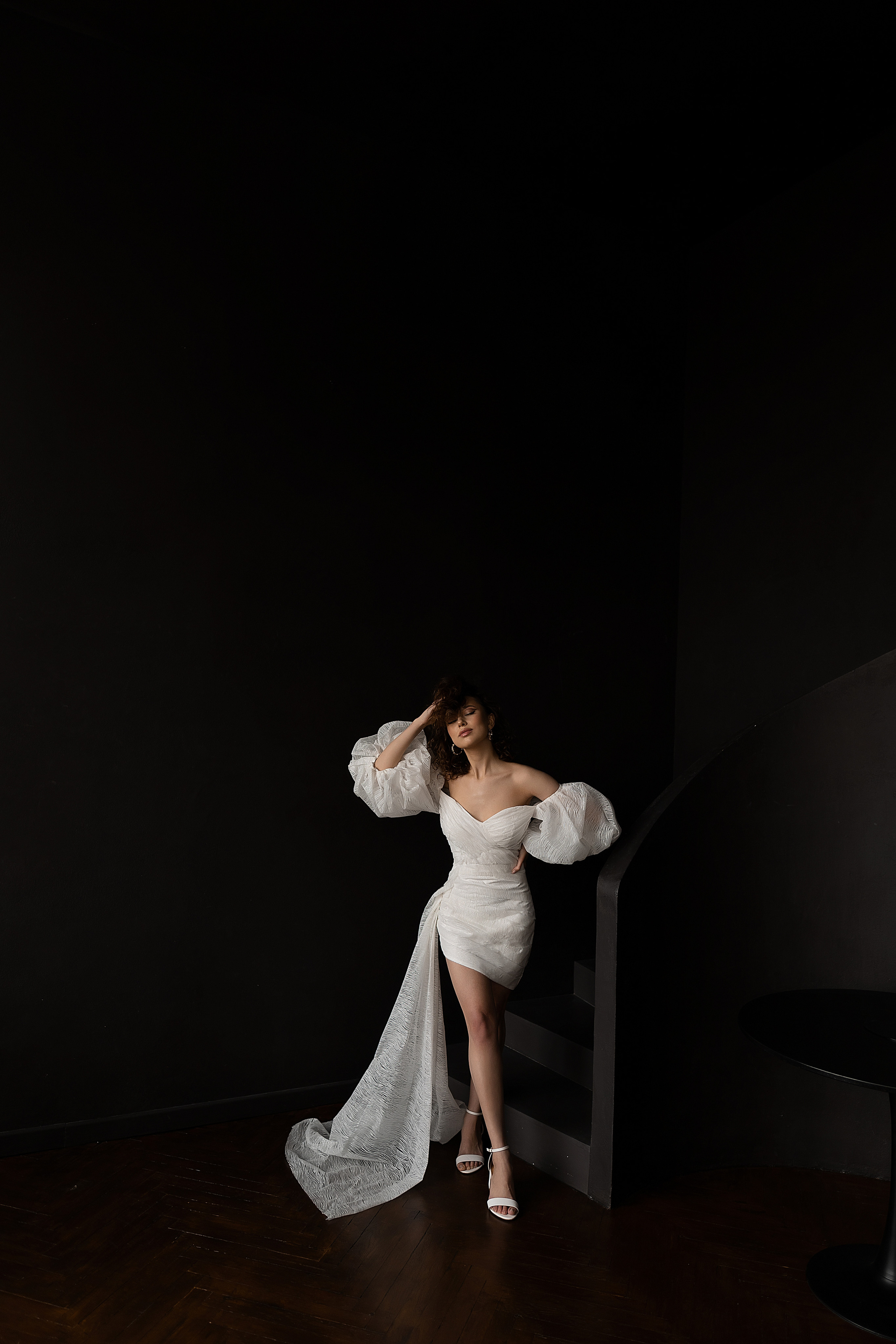 Мила студия Манекен. Женский фотограф в Екатеринбурге Марина Логинова