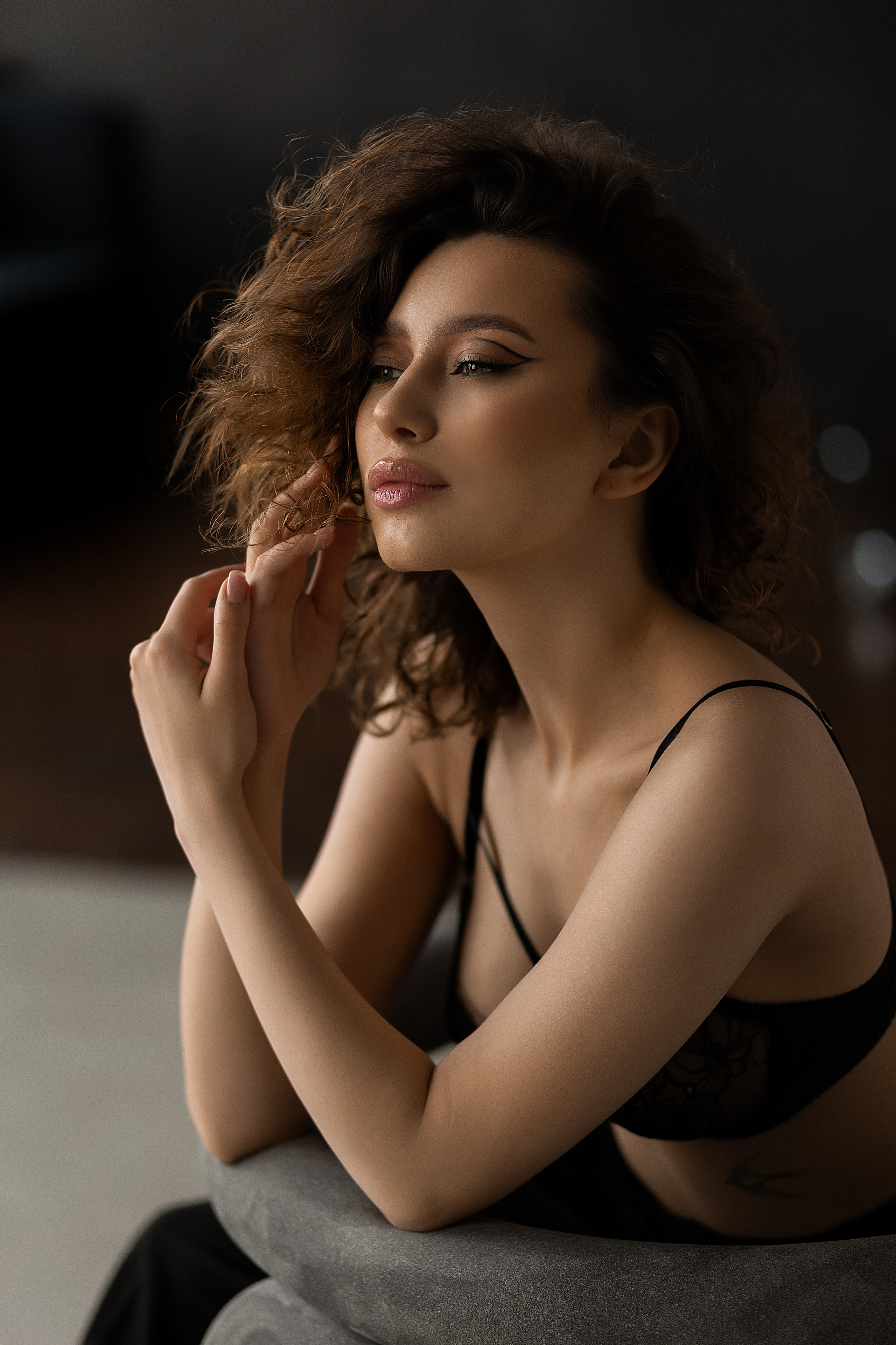 Мила студия Манекен. Женский фотограф в Екатеринбурге Марина Логинова