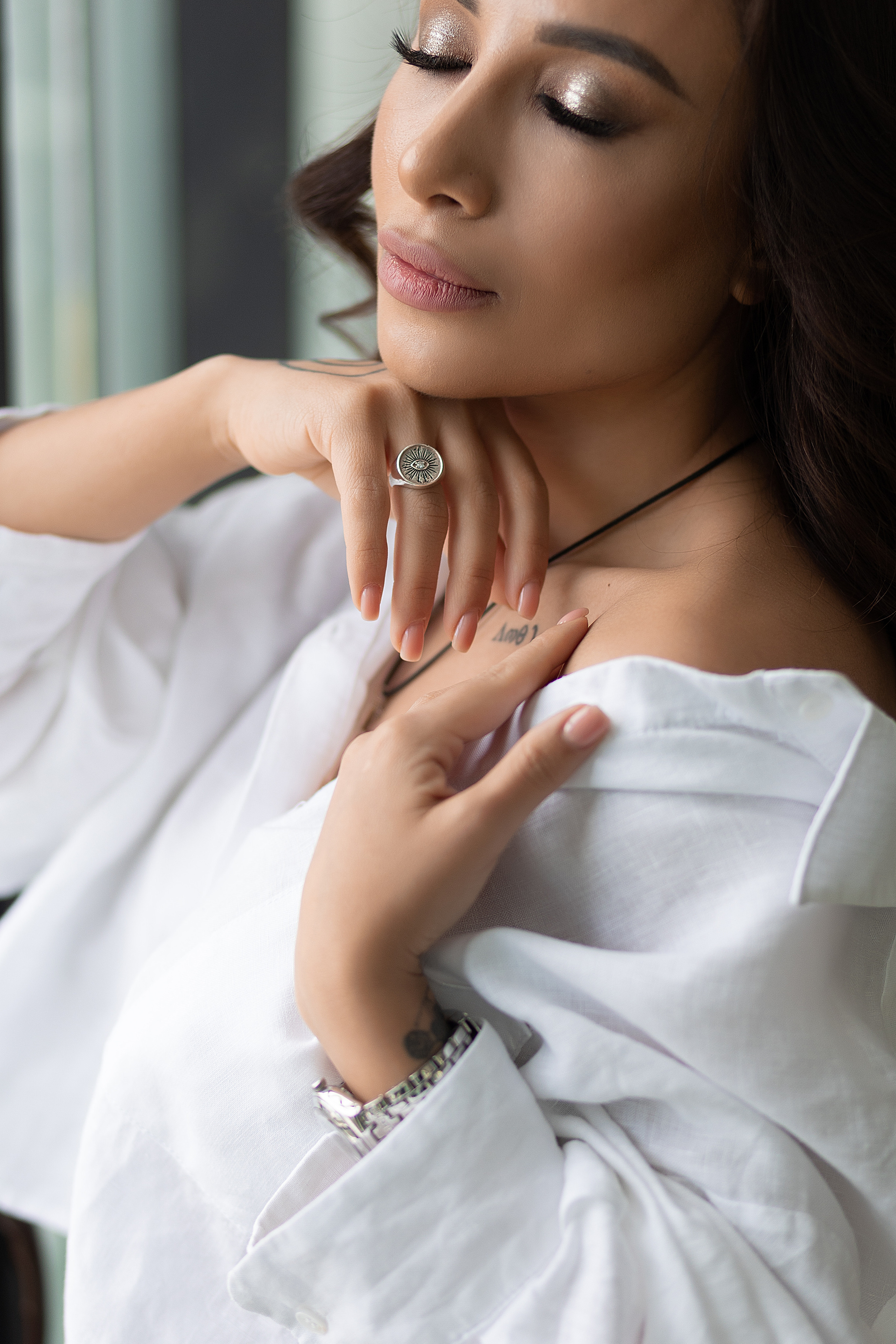 Наира студия Призма. Женский фотограф в Екатеринбурге Марина Логинова